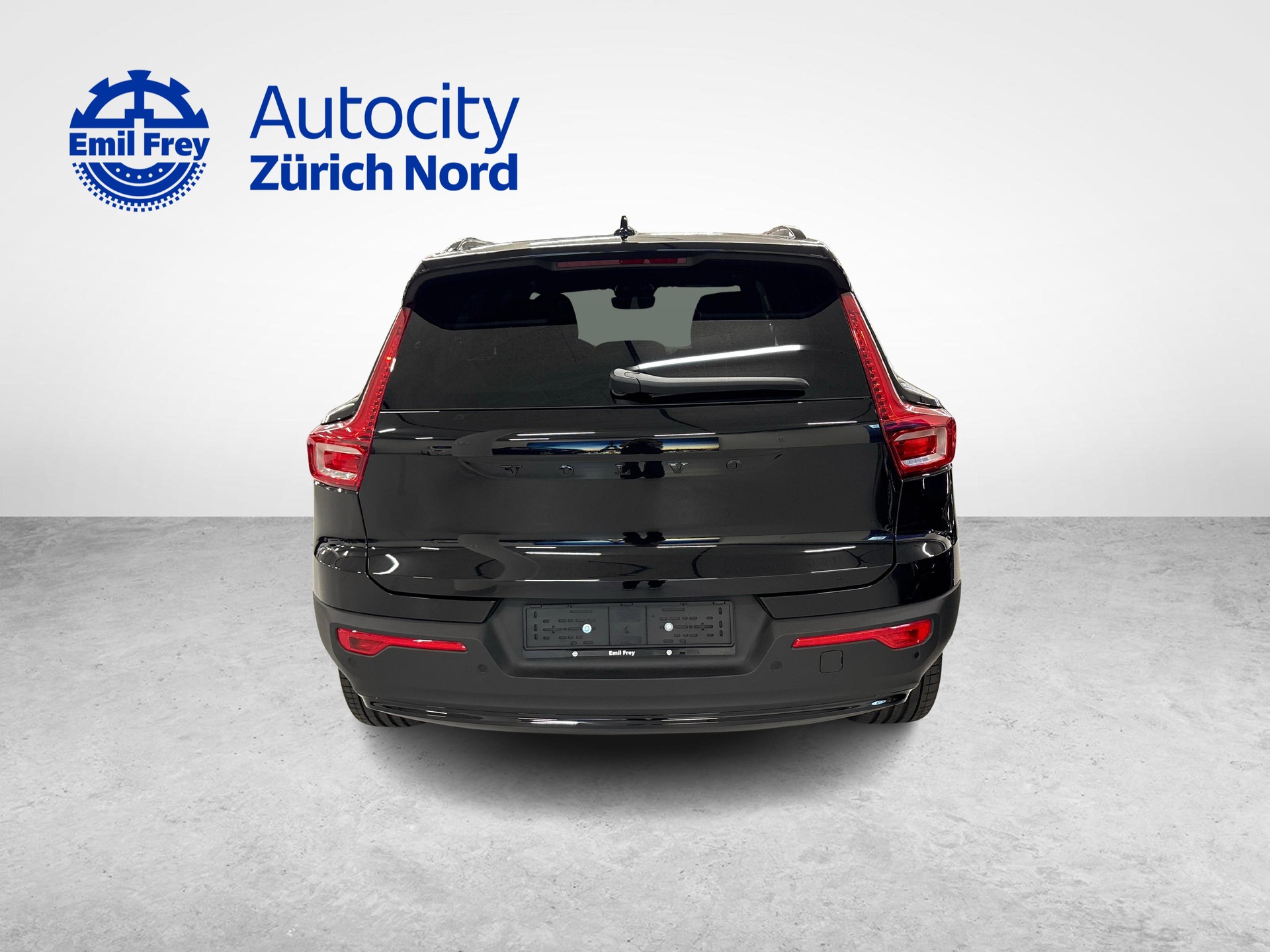 VOLVO EX40 Twin Black Edition AWD-image-3