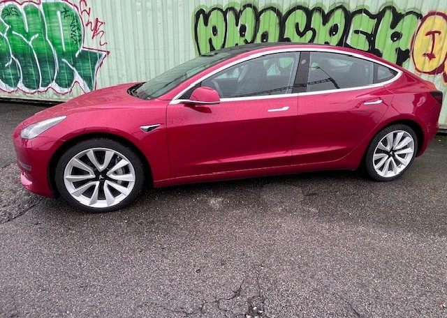 TESLA Model 3 Long Range Dual Motor AWD-image-3
