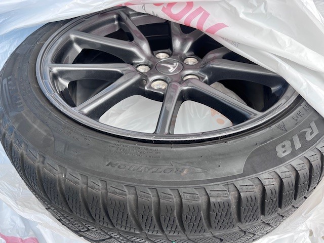 TESLA Model 3 Long Range Dual Motor AWD-image-14