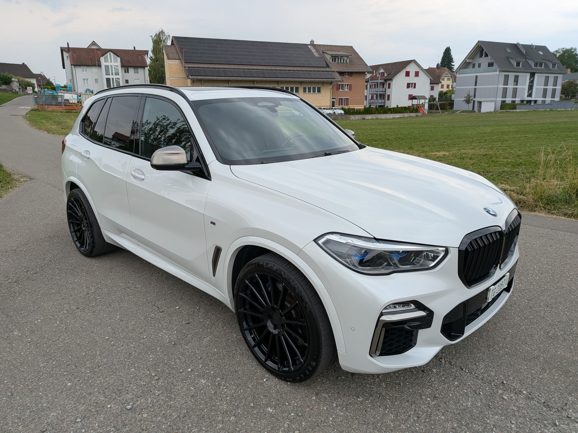 BMW X5 xDrive M50d Steptronic-image-1