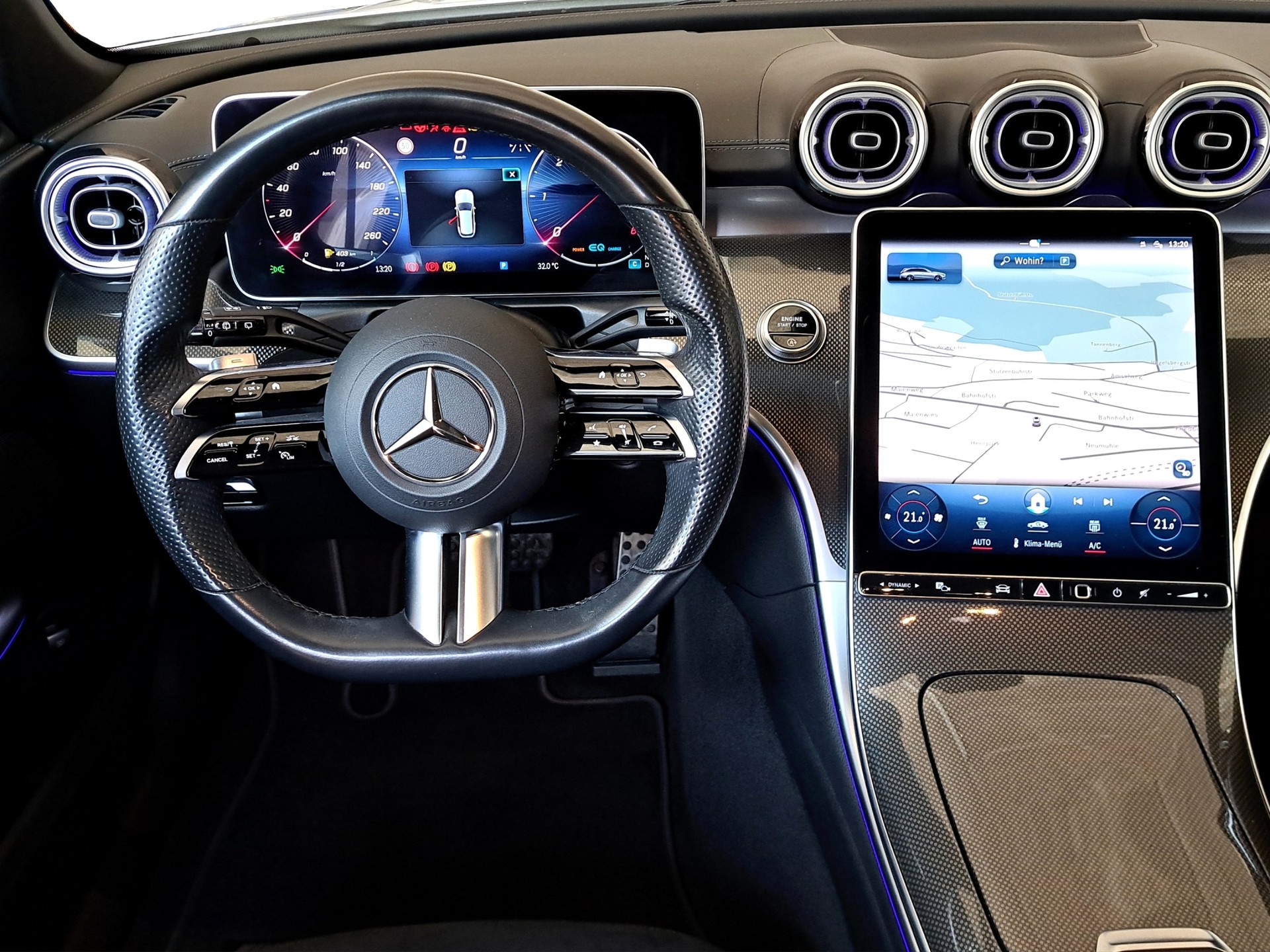 MERCEDES-BENZ C 220 d T AMG Line *Anhängerkupplung / Pack Sport Black / 360°Cam*-image-9