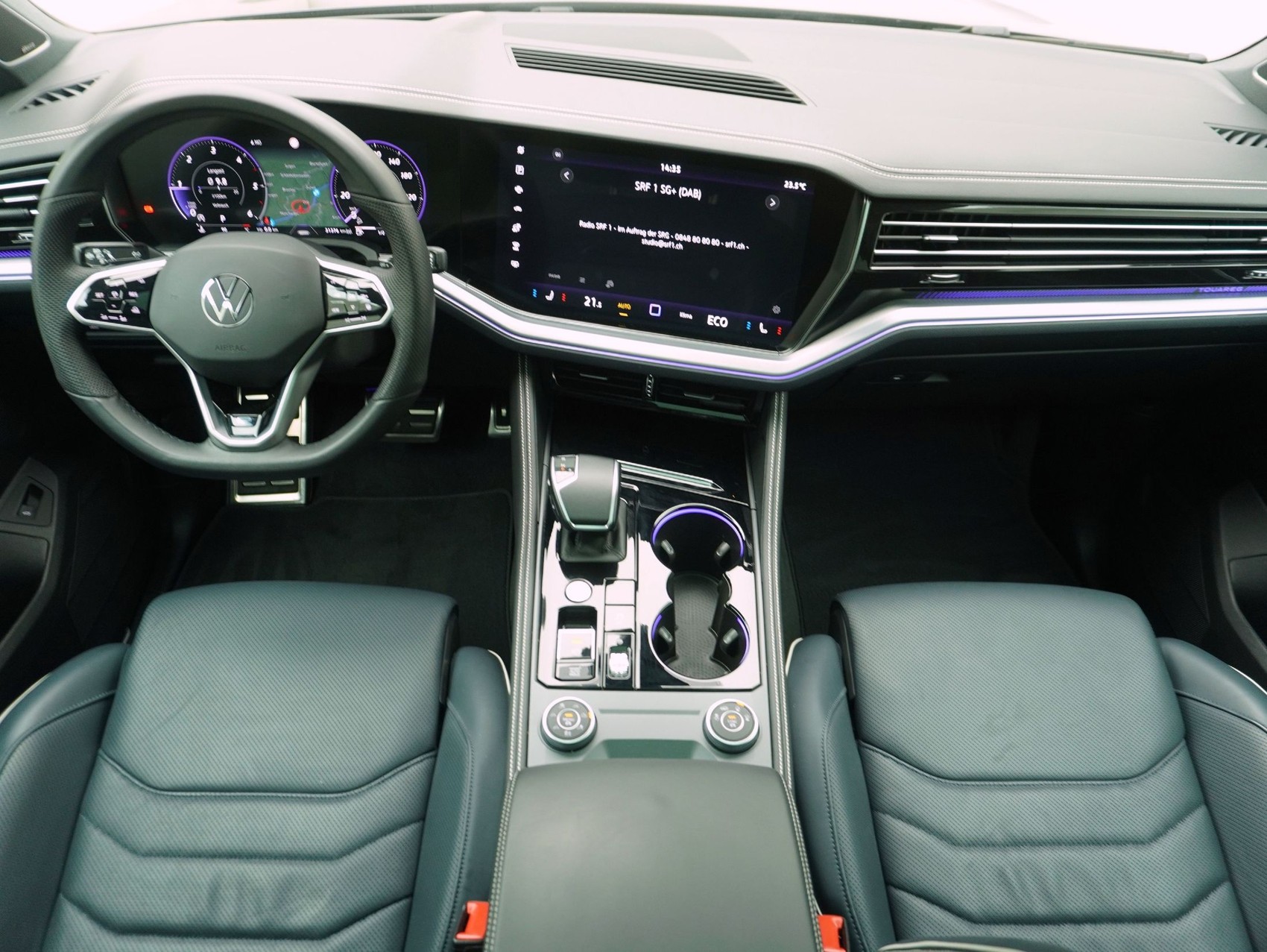 VW Touareg 3.0 V6 TDI 286 R-Line-image-12