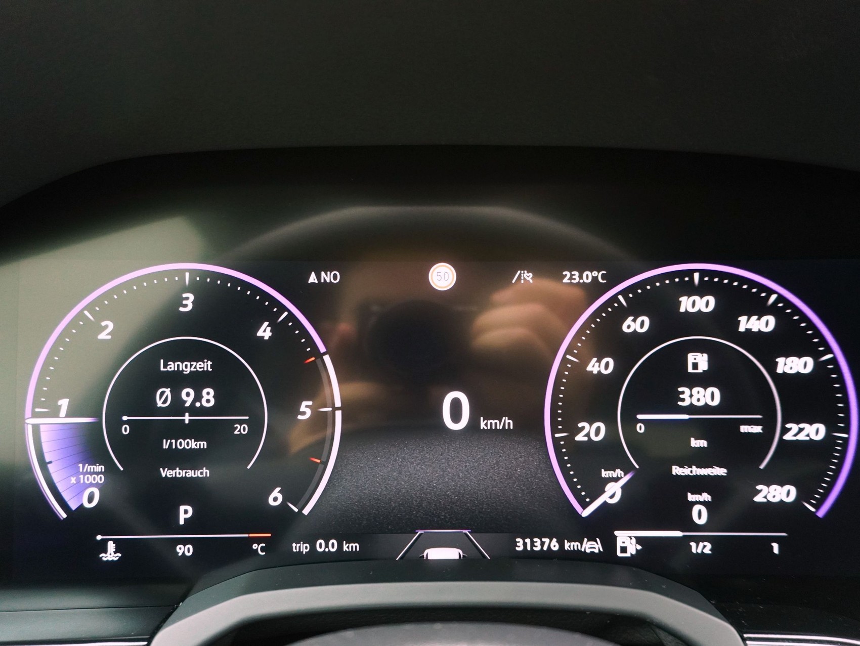 VW Touareg 3.0 V6 TDI 286 R-Line-image-14