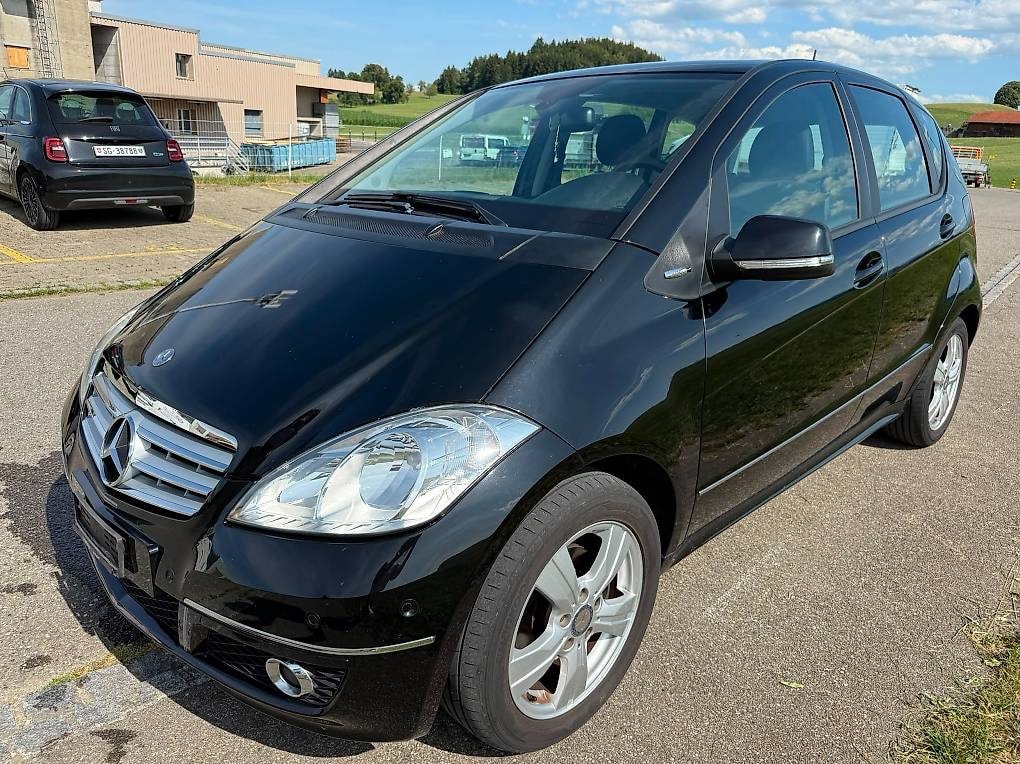 MERCEDES-BENZ A 180 (170) Elégance Autotronic-image-0