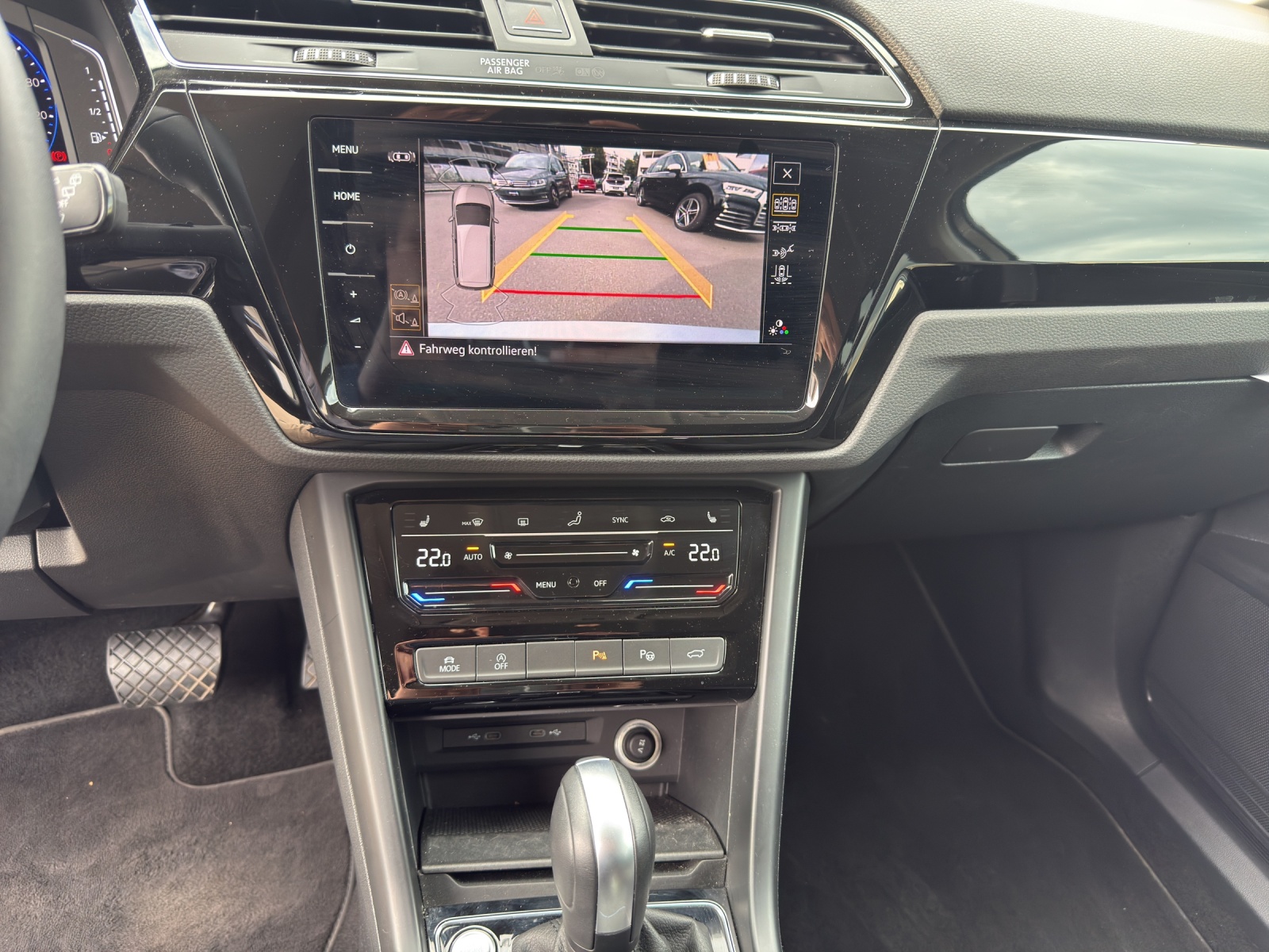 VW Touran 1.5 TSI EVO Highline DSG-image-10