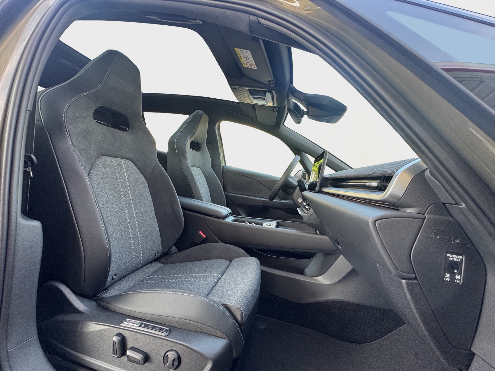 VW ID.3 Neo 79 kWh 231 PS Style-image-9