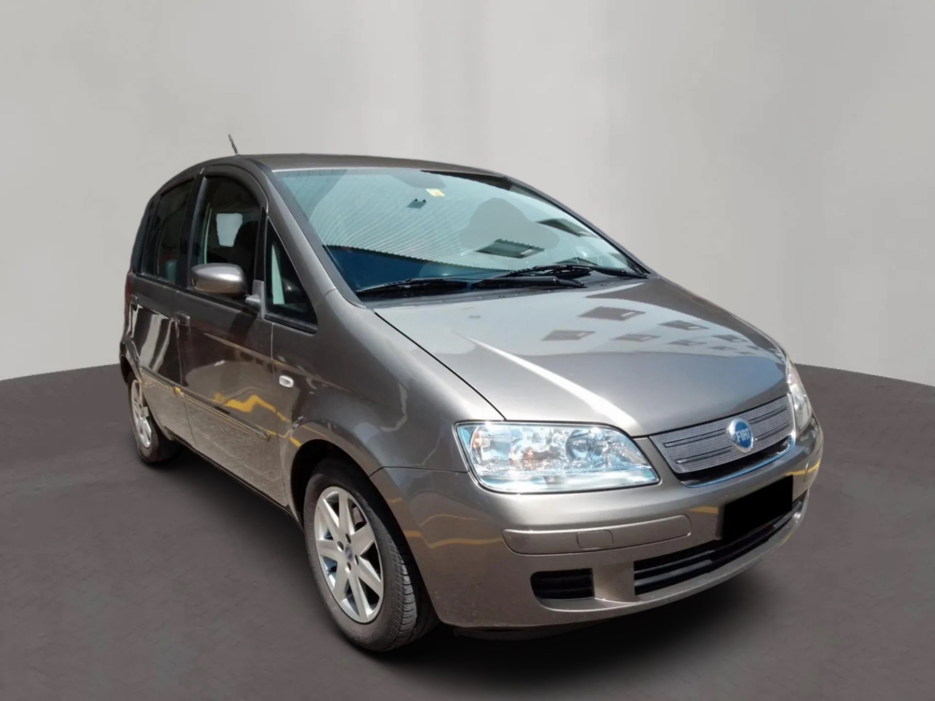 FIAT Idea 1.4 16V Dynamic-image-1