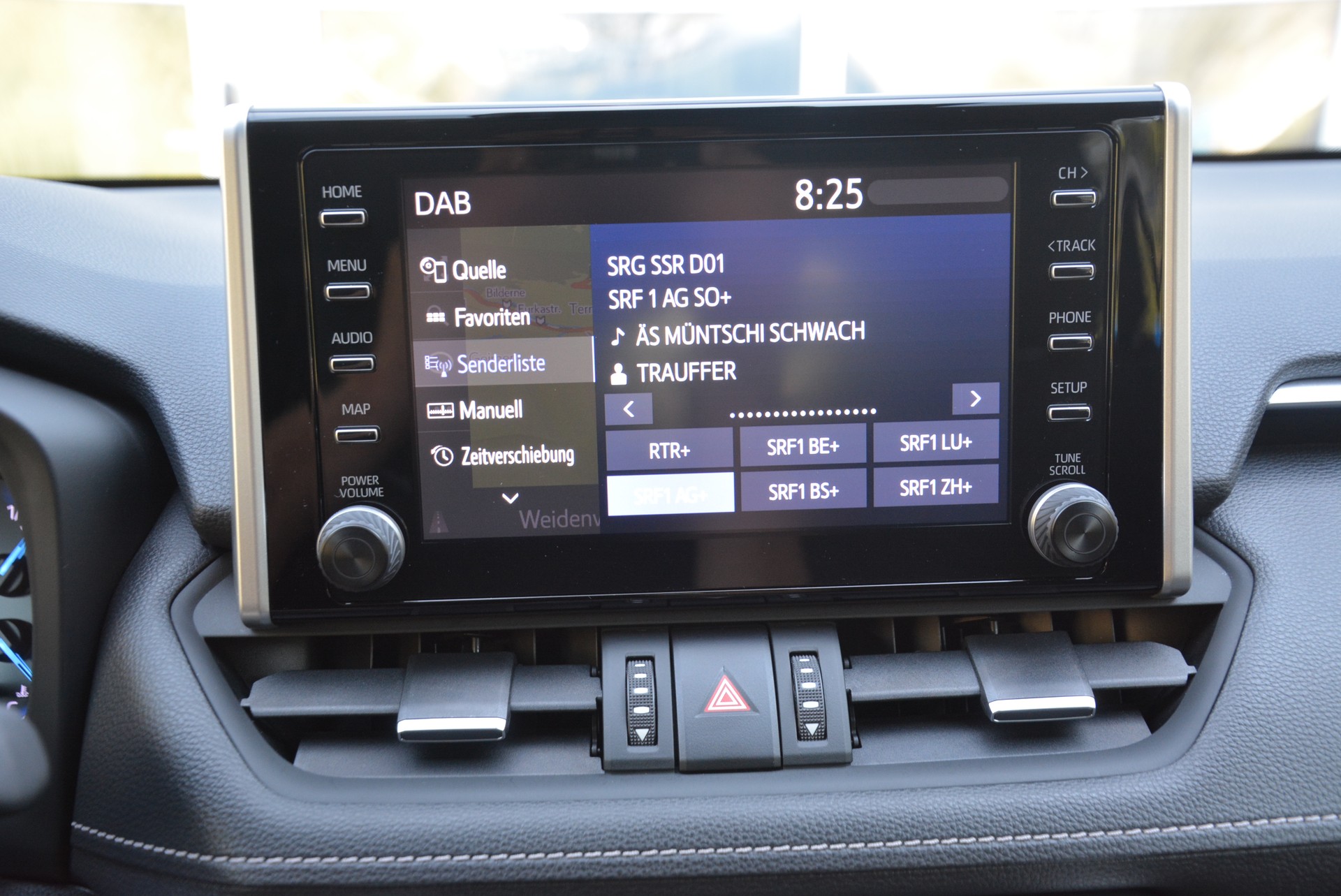 TOYOTA RAV-4 2.5 HSD Trend e-CVT 4WD-image-11