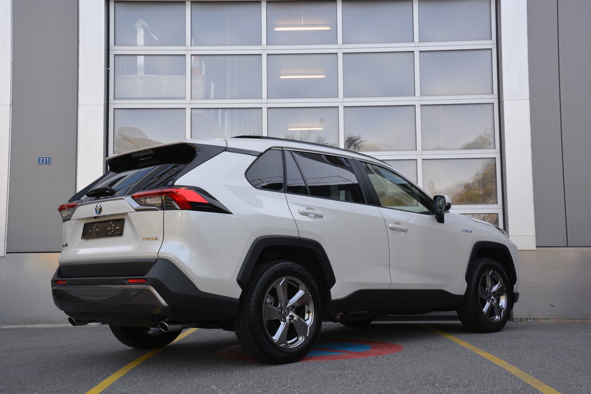 TOYOTA RAV-4 2.5 HSD Trend e-CVT 4WD-image-1