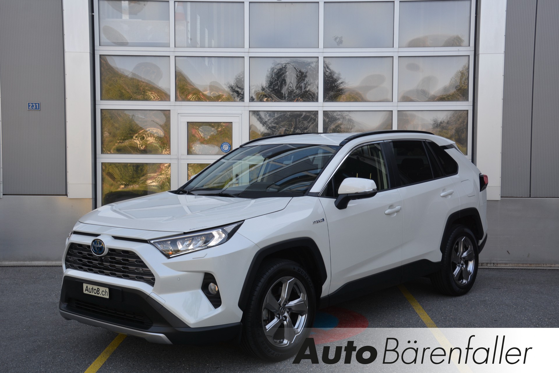 TOYOTA RAV-4 2.5 HSD Trend e-CVT 4WD-image-0
