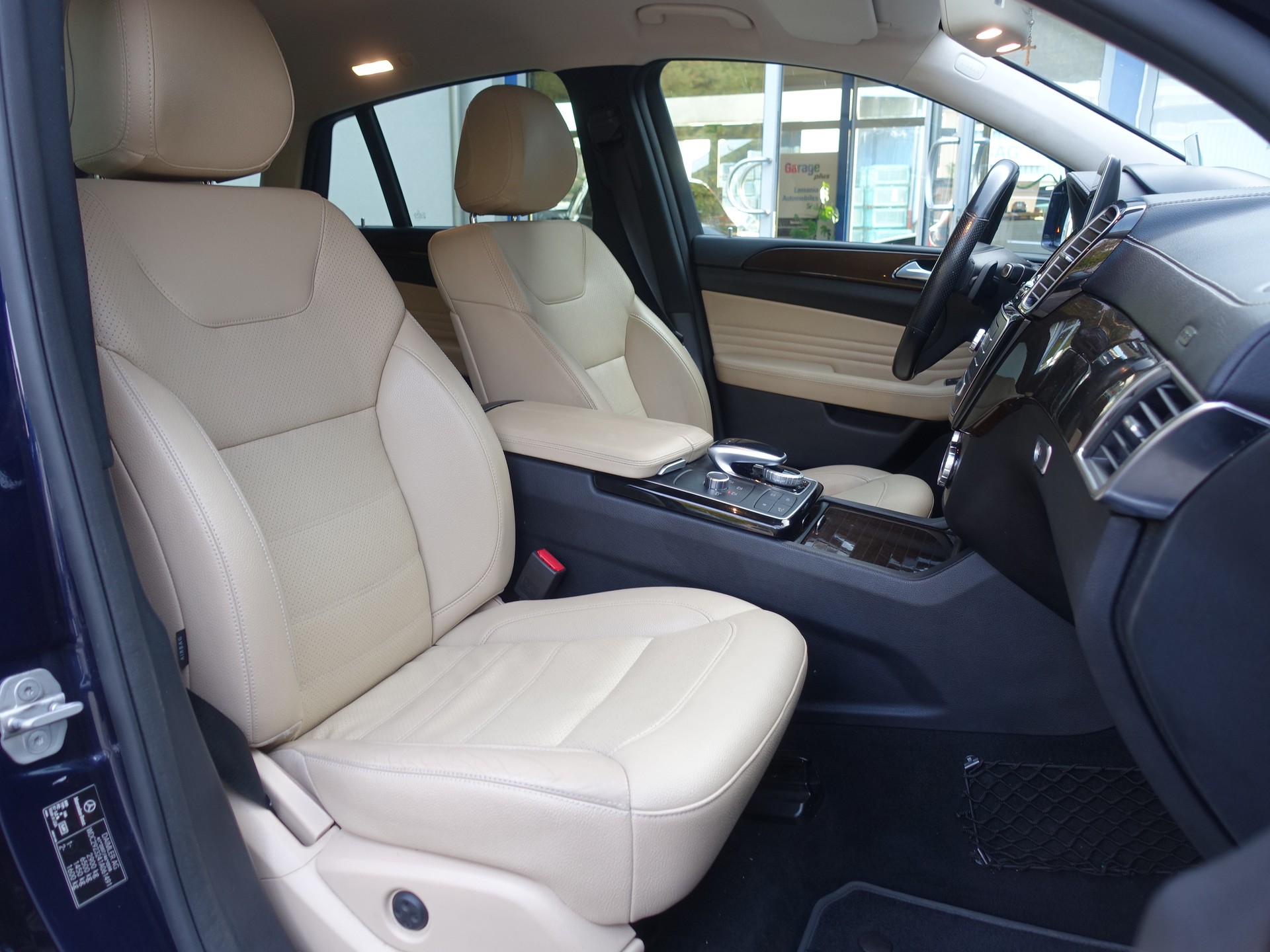 MERCEDES-BENZ GLE Coupé 350 d 4Matic 9G-Tronic-image-9