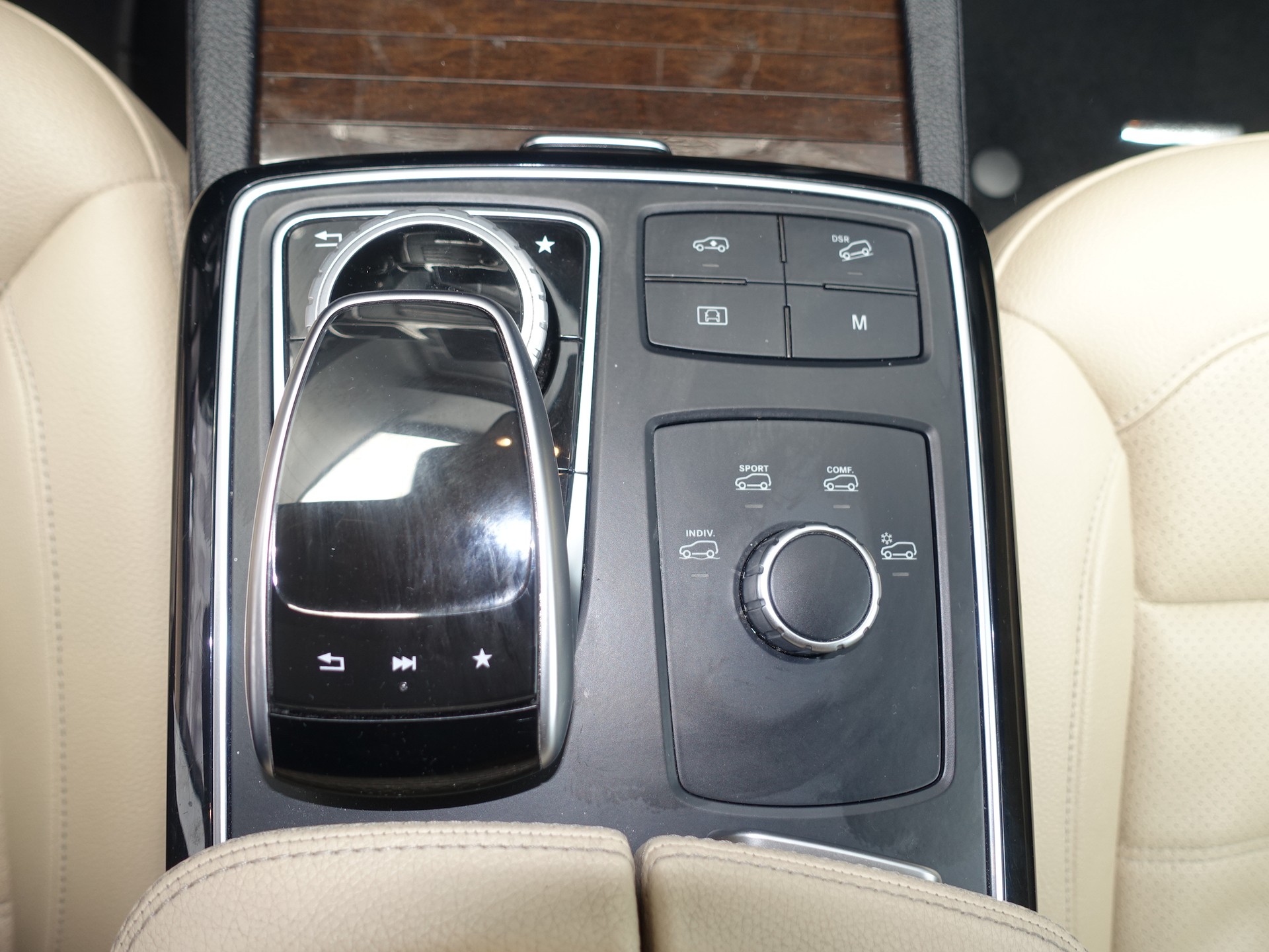 MERCEDES-BENZ GLE Coupé 350 d 4Matic 9G-Tronic-image-16