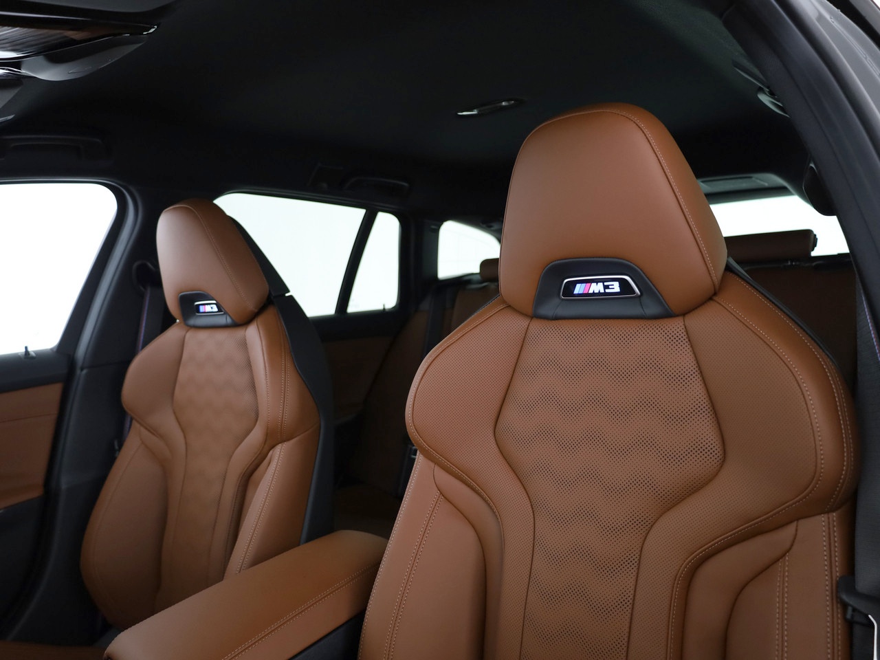 BMW M3 Touring xDrive Competition M-image-16
