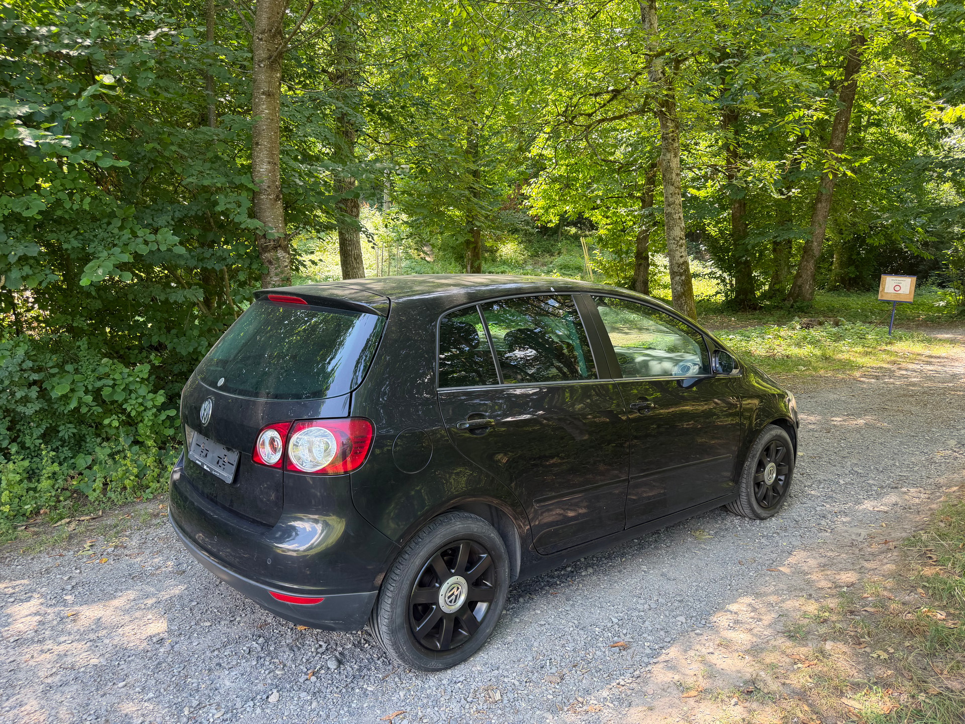 VW Golf Plus 2.0 TDI Sportline-image-3