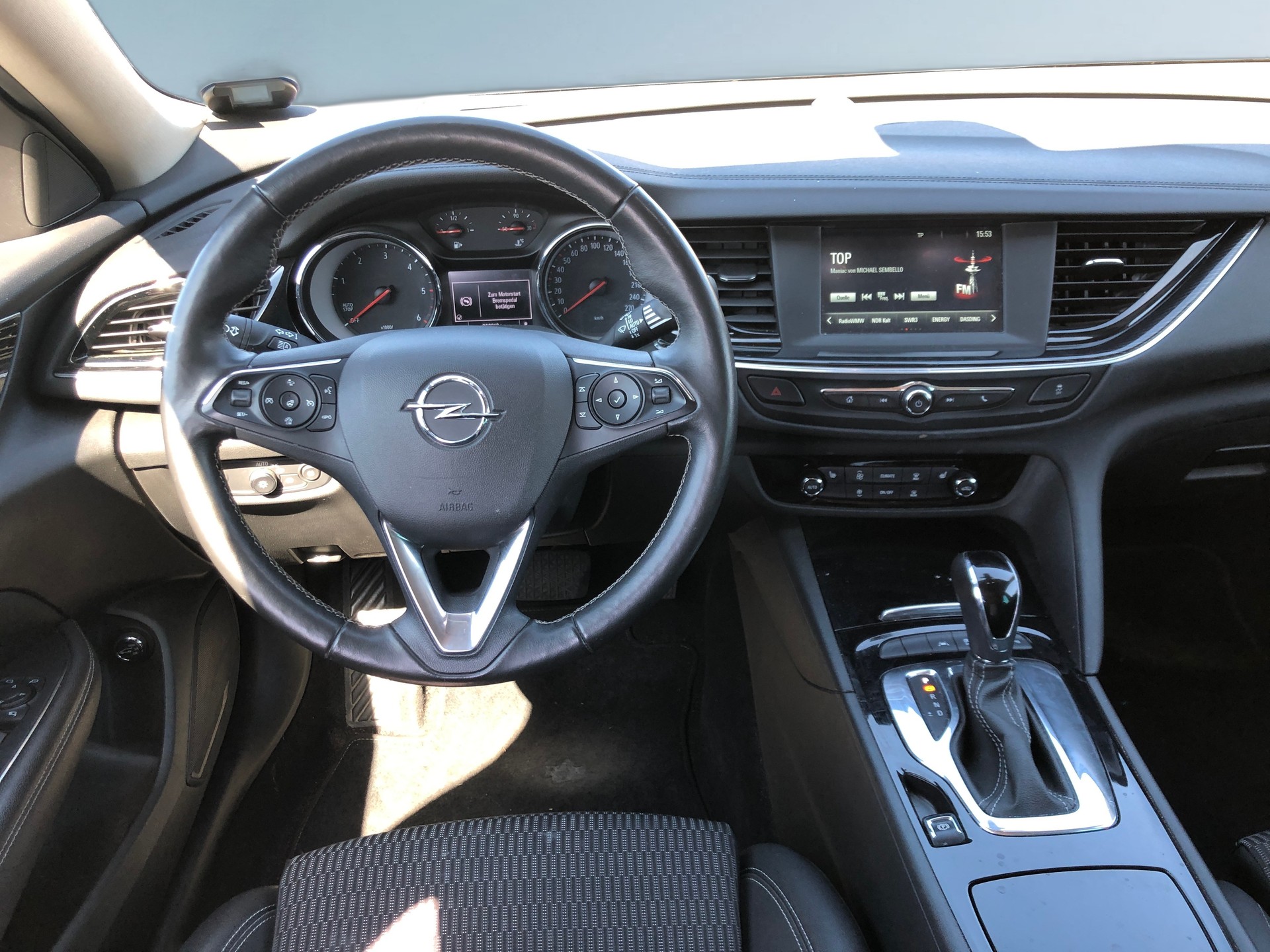 OPEL Sports Tourer-image-10