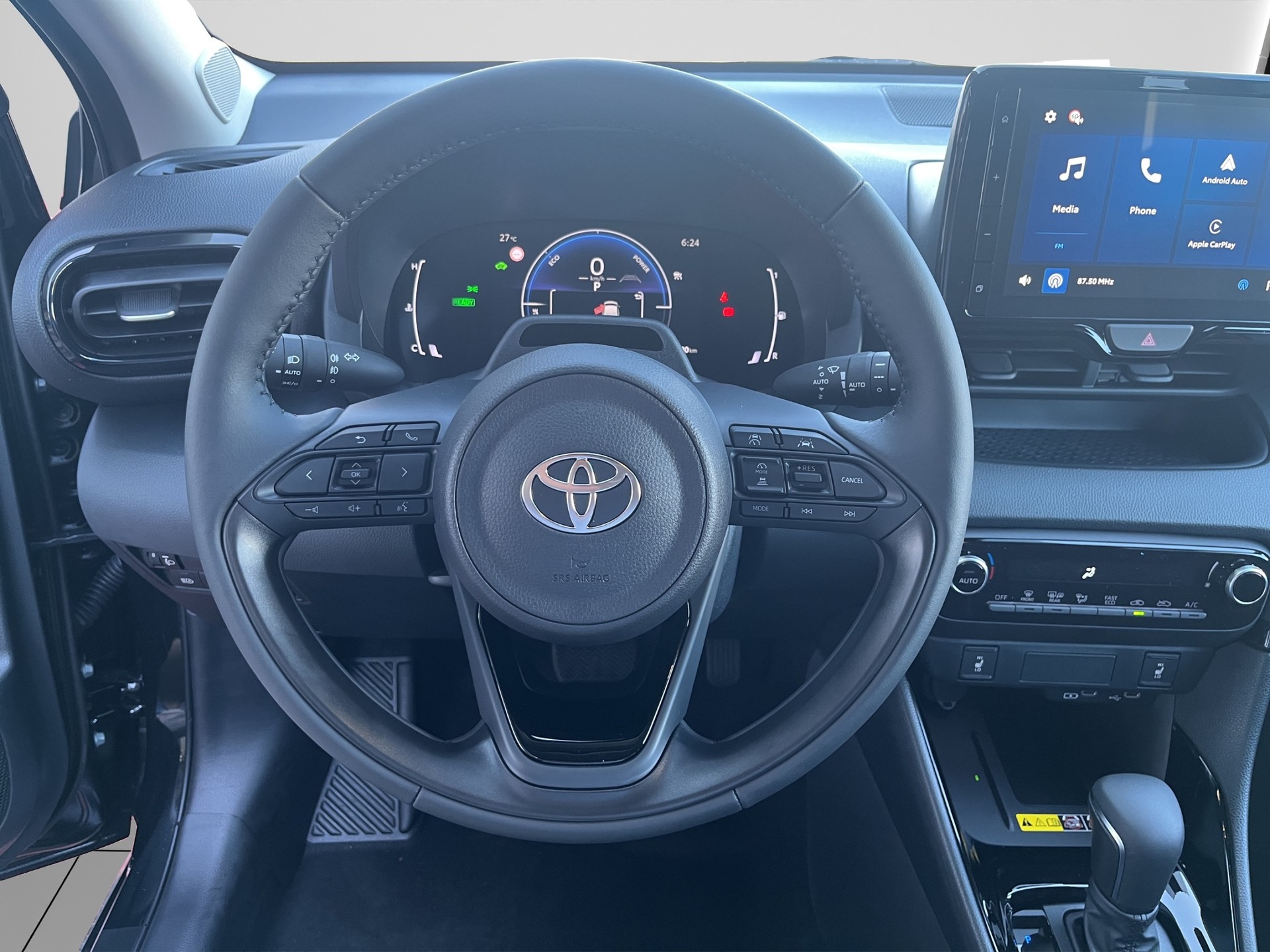 TOYOTA YARIS 1.5 VVT-i HSD Trend-image-8