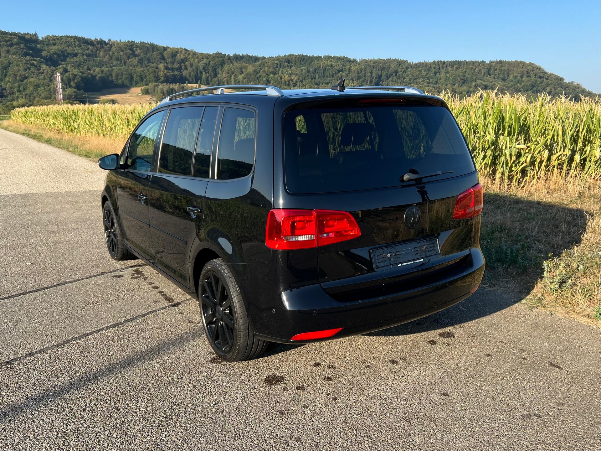 VW Touran 1.4 TSI Highline DSG-image-2