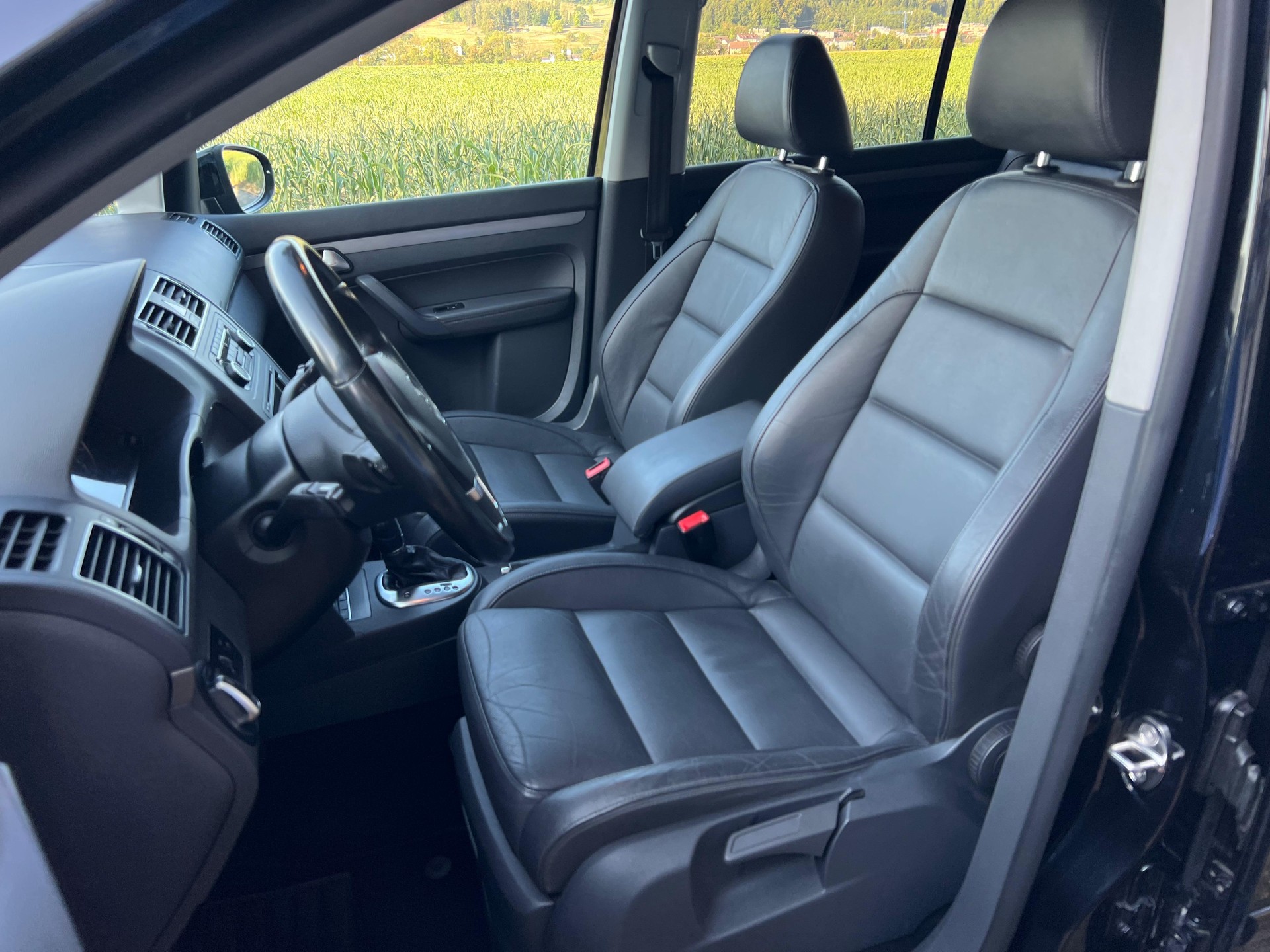 VW Touran 1.4 TSI Highline DSG-image-10