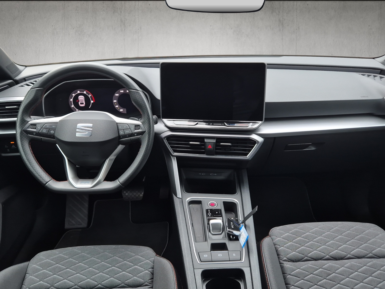 SEAT Leon ST 1.5 eHybrid pHEV DSG FR-image-9