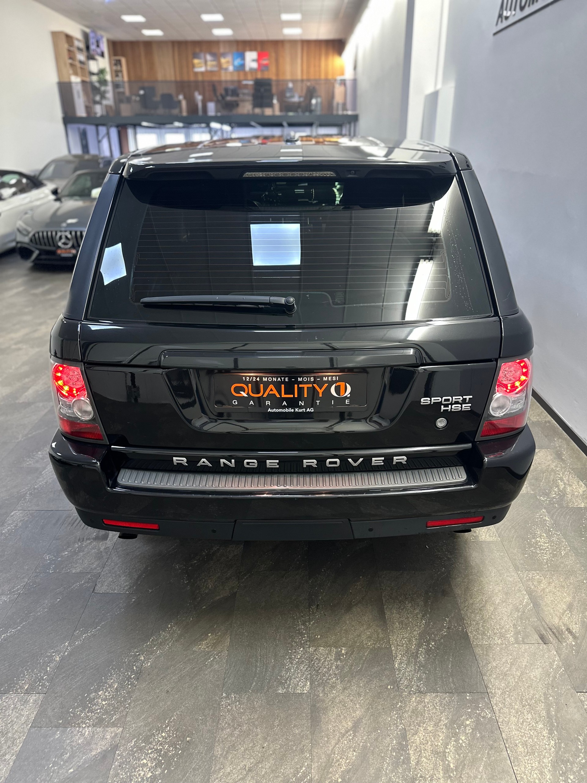 LAND ROVER Range Rover Sport 3.0 TDV6 HSE Automatic-image-3
