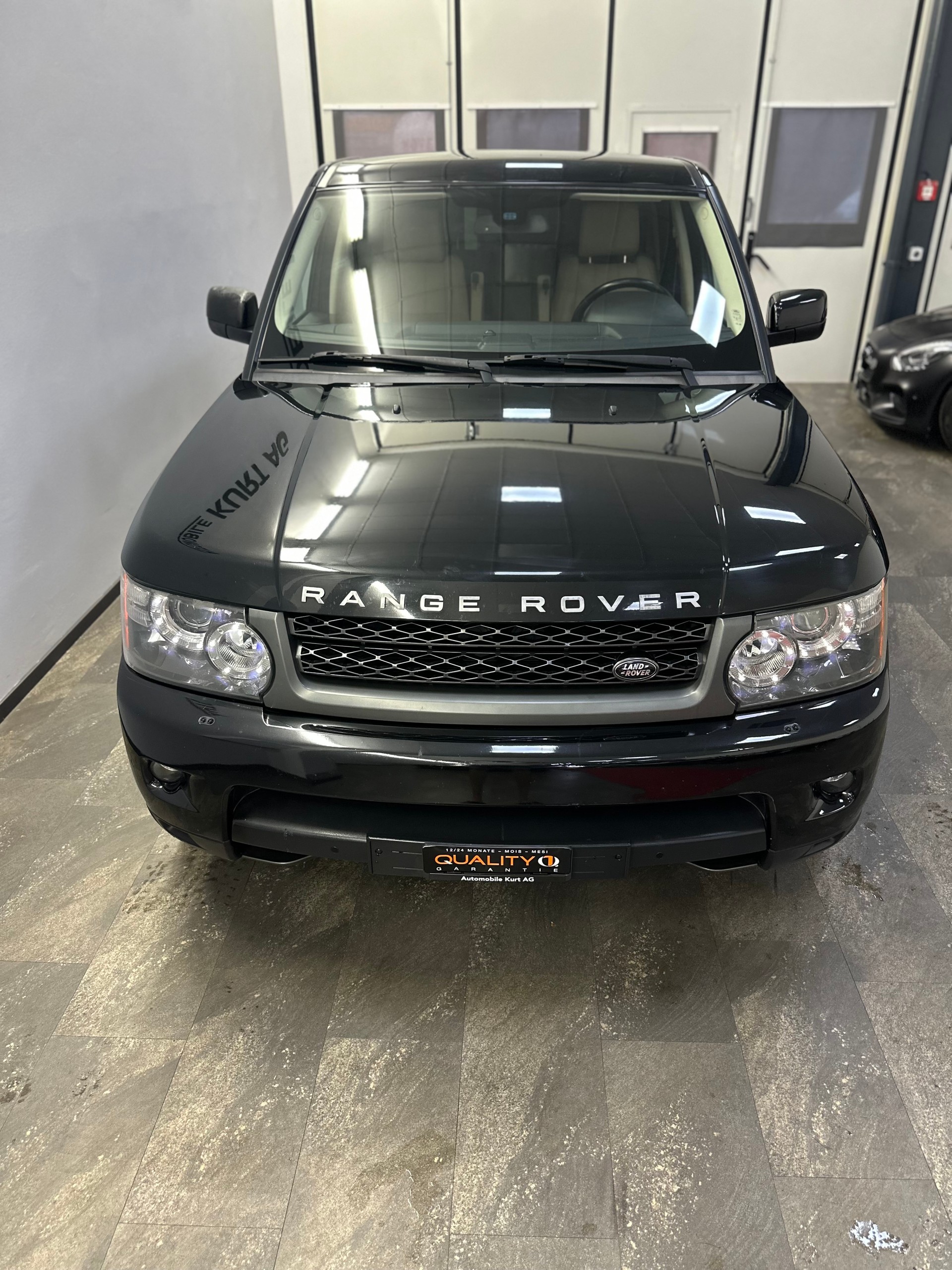 LAND ROVER Range Rover Sport 3.0 TDV6 HSE Automatic-image-6