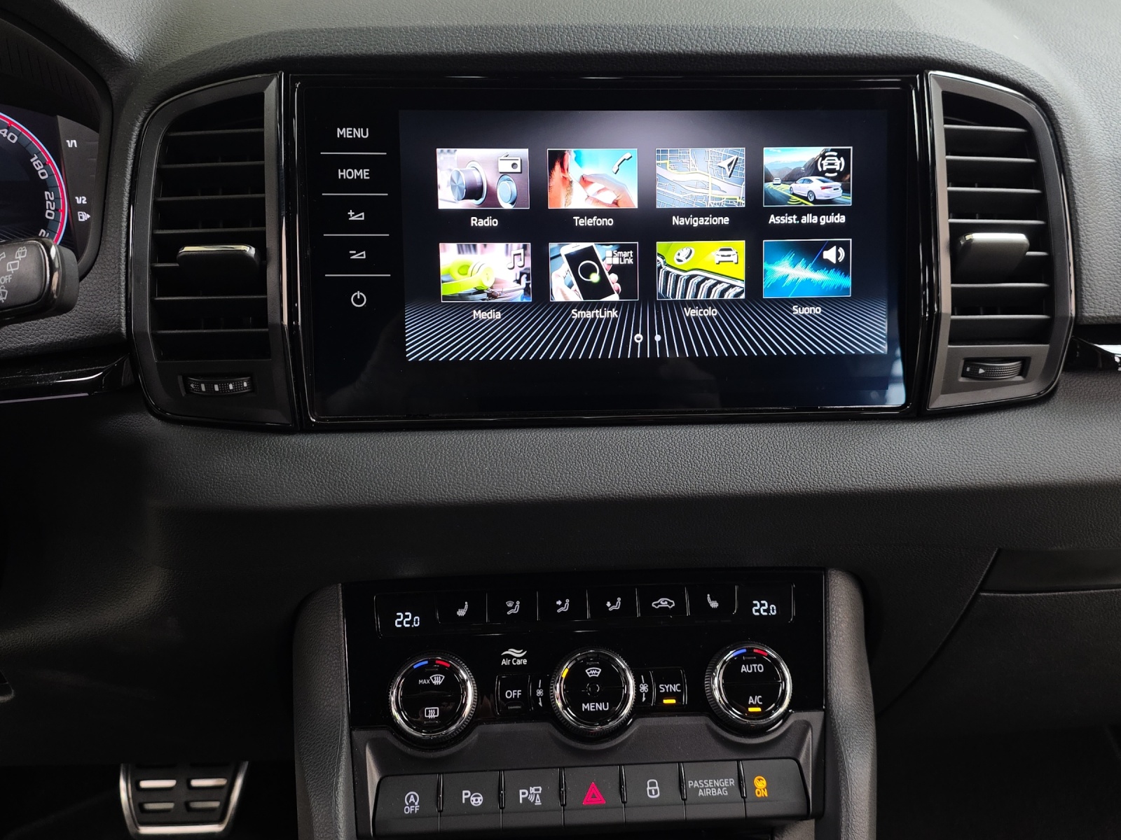 SKODA Karoq 2.0 TSI SportLine 4x4 DSG-image-10