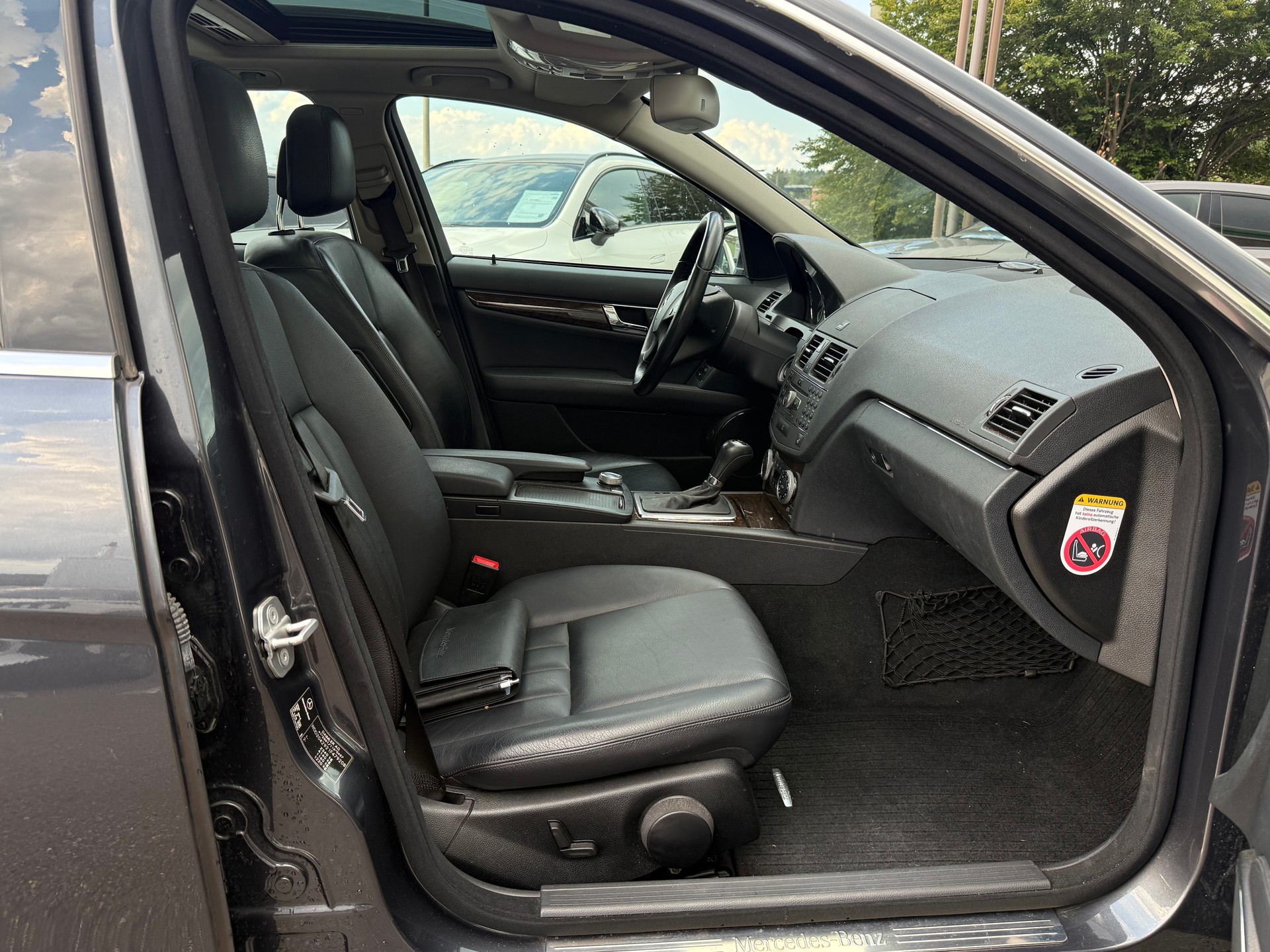 MERCEDES-BENZ C 350 CDI BlueEfficiency Elégance 4Matic 7G-Tronic-image-11
