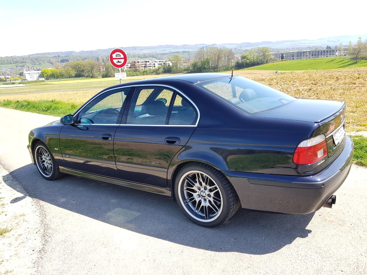 BMW M5 E39 V8-image-2