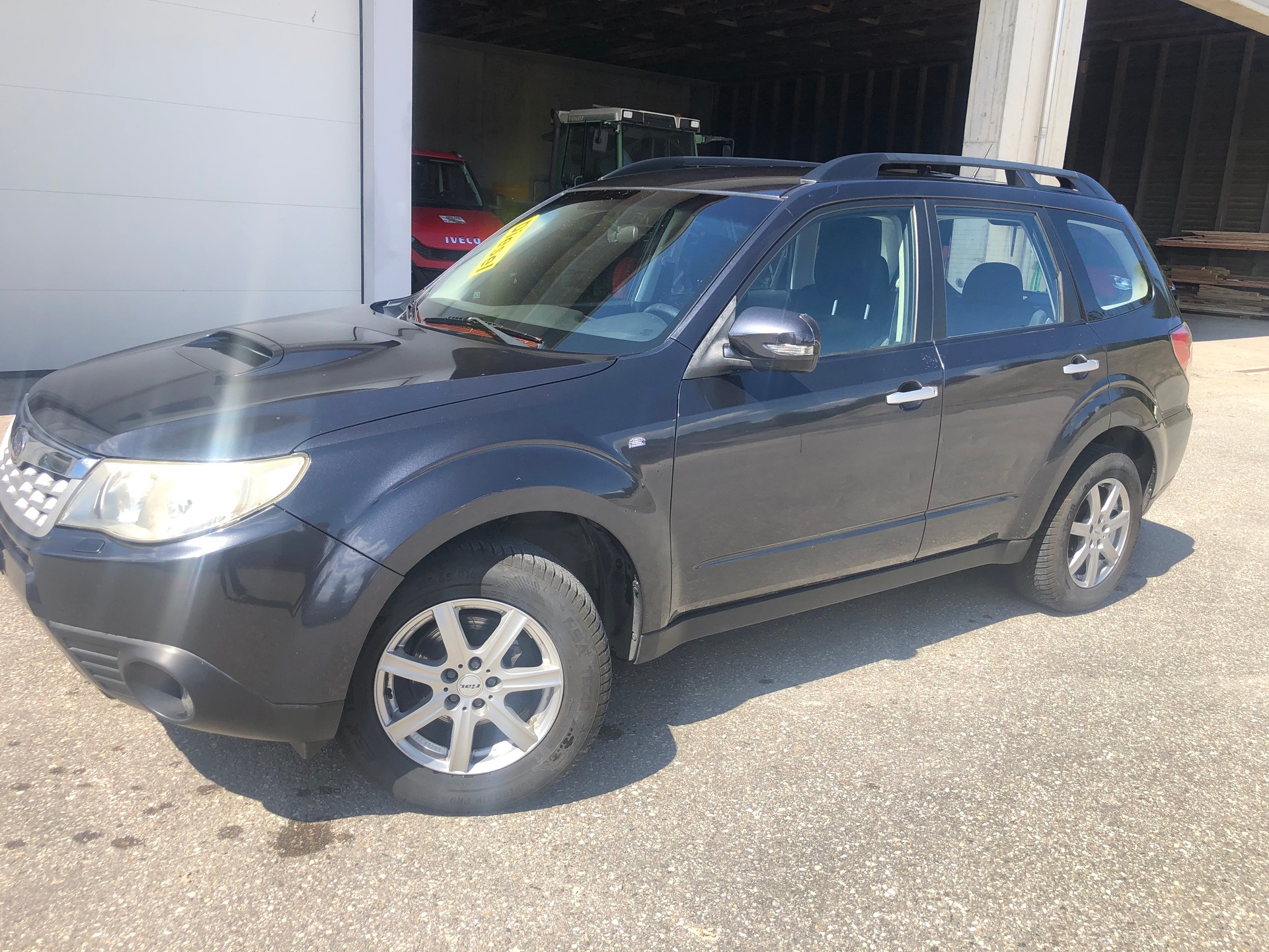 SUBARU Forester 2.0D XS Comfort AWD-image-2