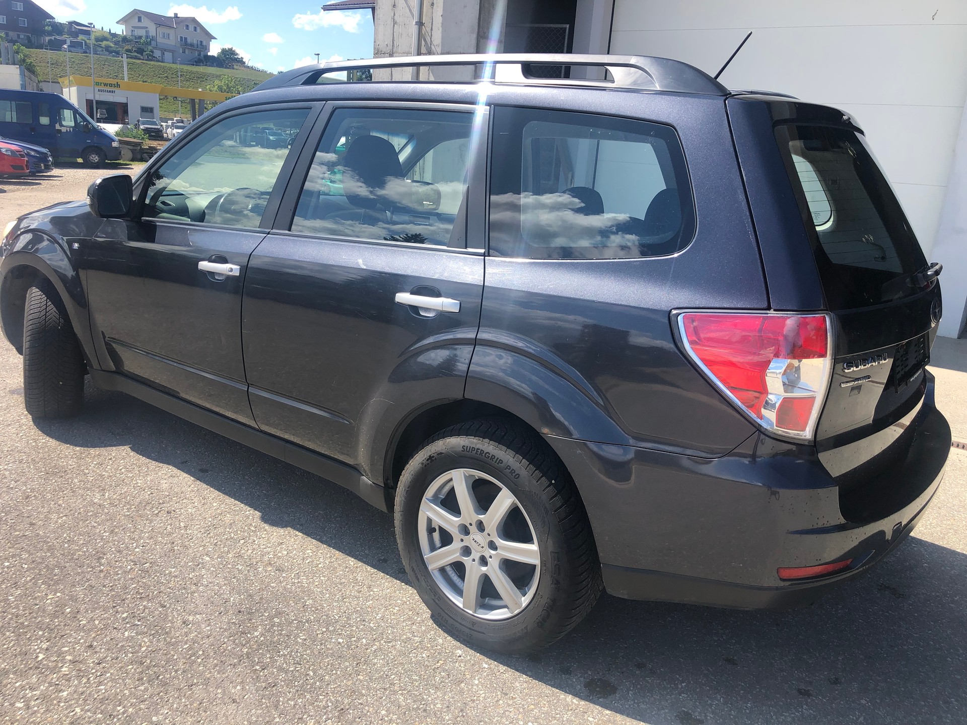 SUBARU Forester 2.0D XS Comfort AWD-image-3