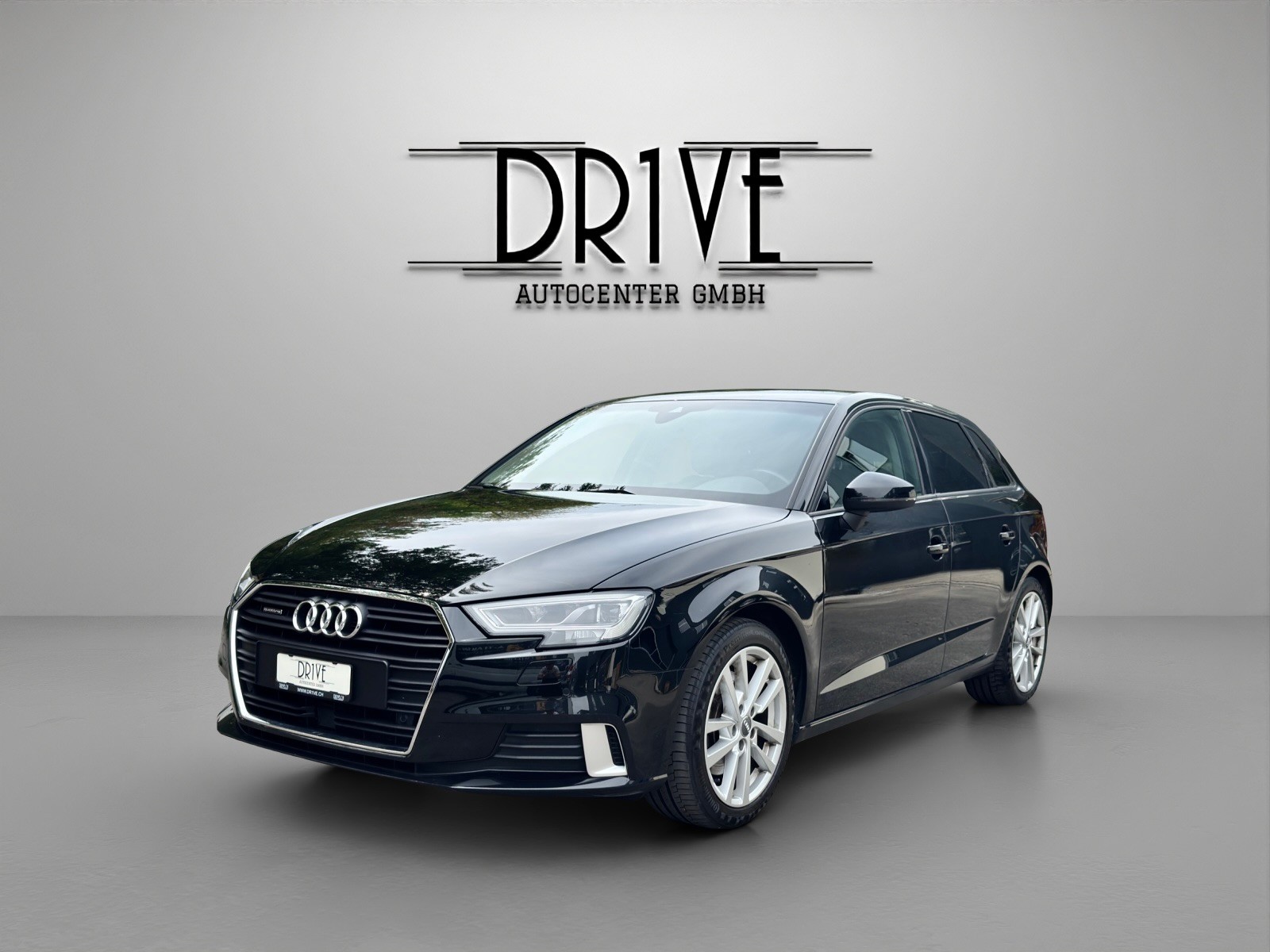 AUDI A3 Sportback 40 TFSI Sport Attraction quattro S-tronic-image-0