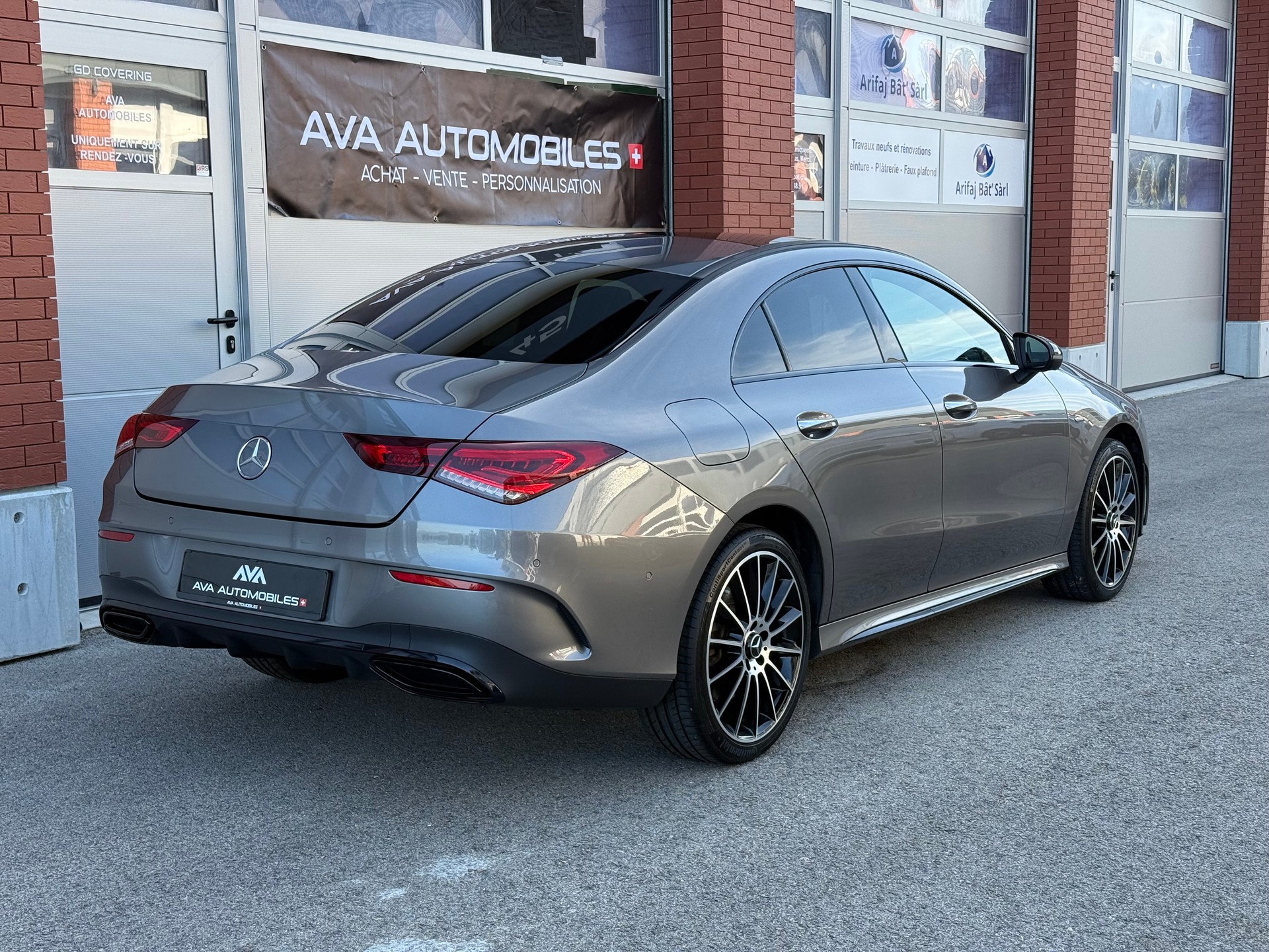 MERCEDES-BENZ CLA 250 e AMG Line 8G-DCT-image-11