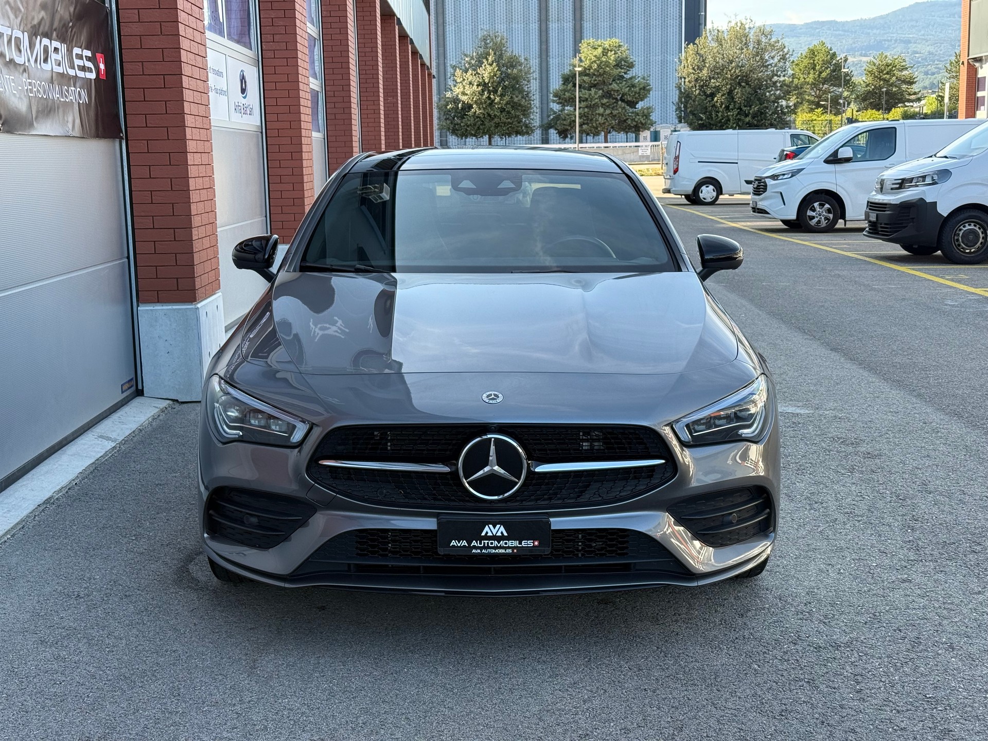 MERCEDES-BENZ CLA 250 e AMG Line 8G-DCT-image-1