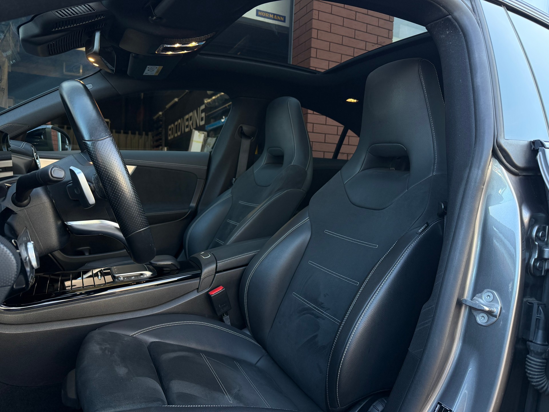 MERCEDES-BENZ CLA 250 e AMG Line 8G-DCT-image-14