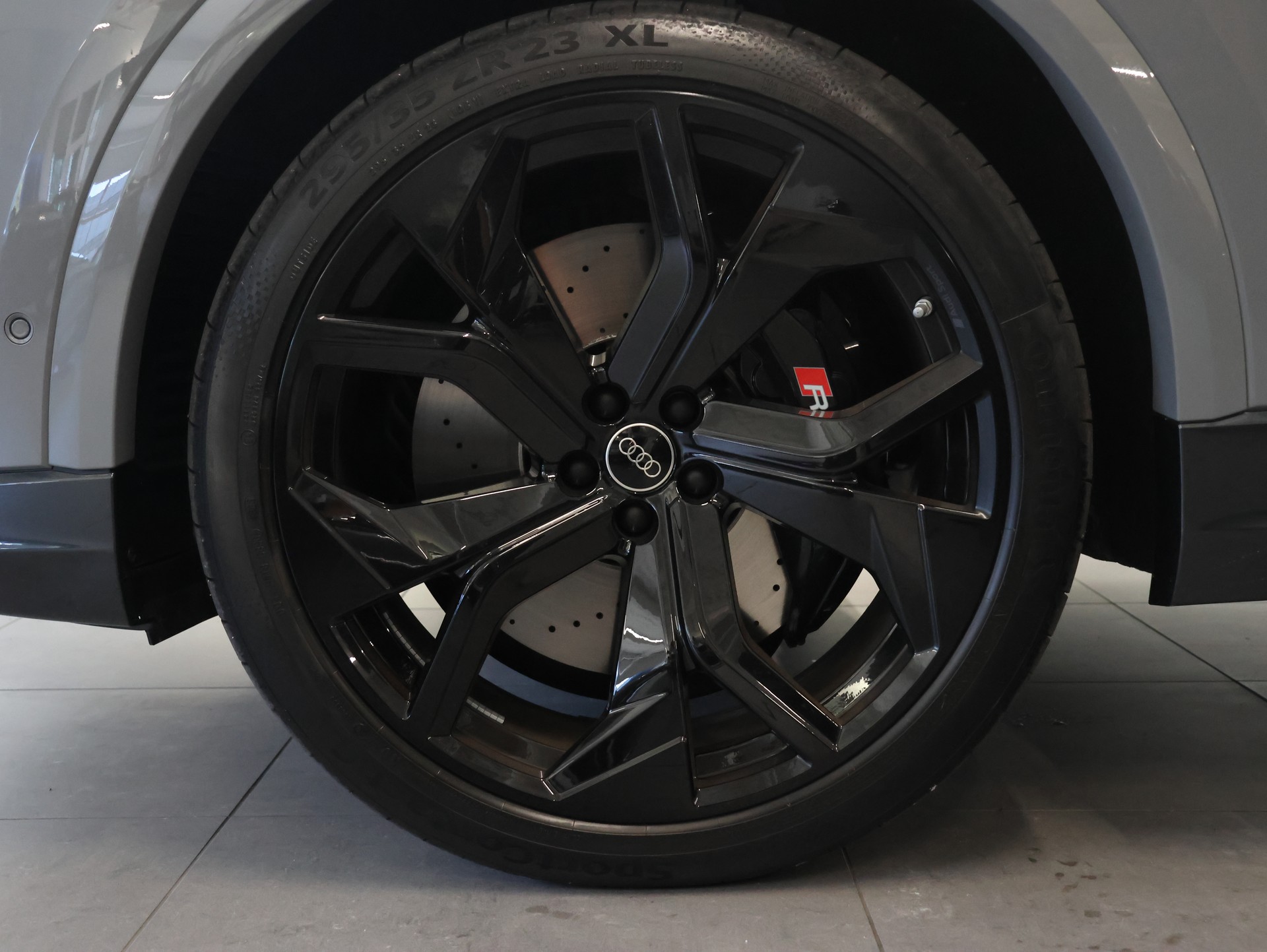 AUDI RSQ8 quattro tiptronic *Sitzheizung* *360 Kamera* *Panoramadach*-image-12