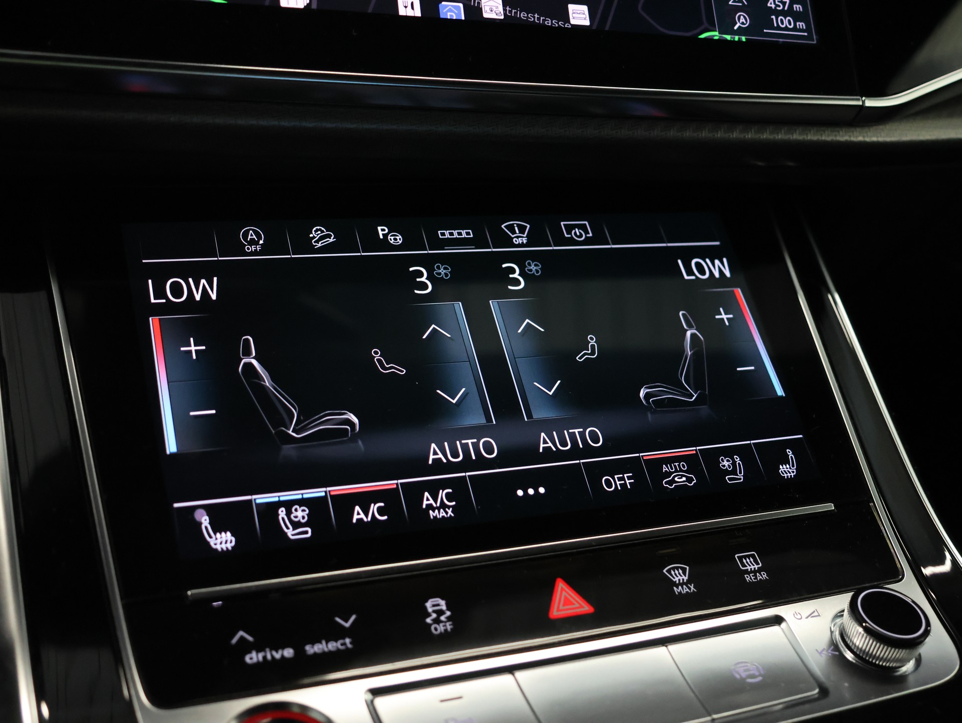 AUDI RSQ8 quattro tiptronic *Sitzheizung* *360 Kamera* *Panoramadach*-image-27