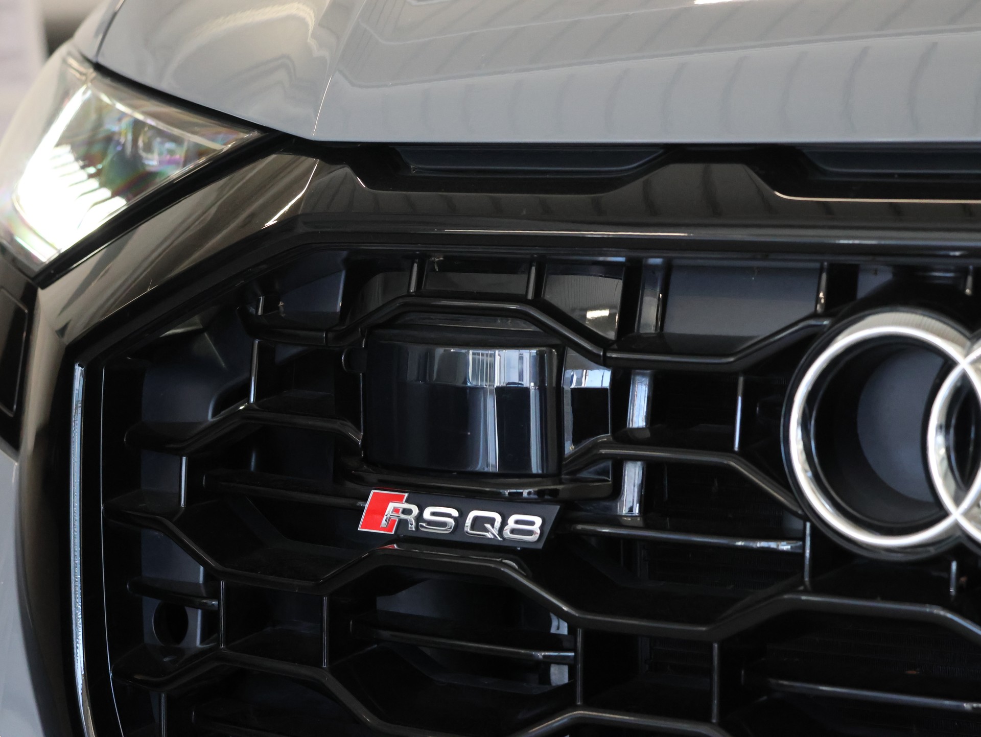 AUDI RSQ8 quattro tiptronic *Sitzheizung* *360 Kamera* *Panoramadach*-image-10