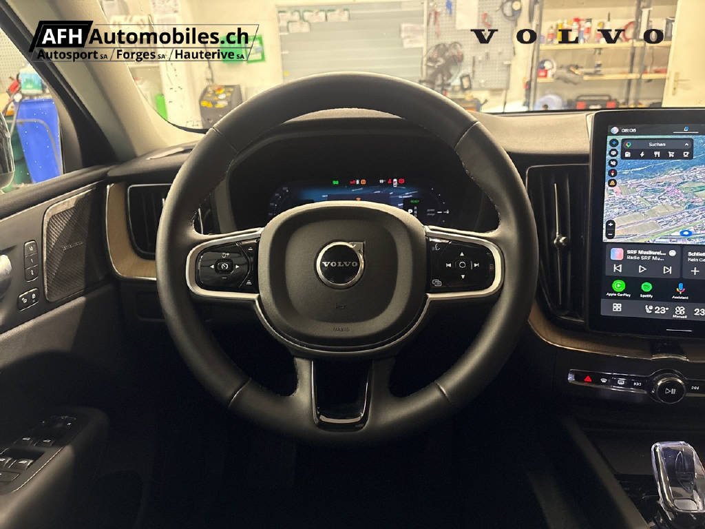 VOLVO XC60 2.0 T6 TE Plus Dark eAWD-image-10