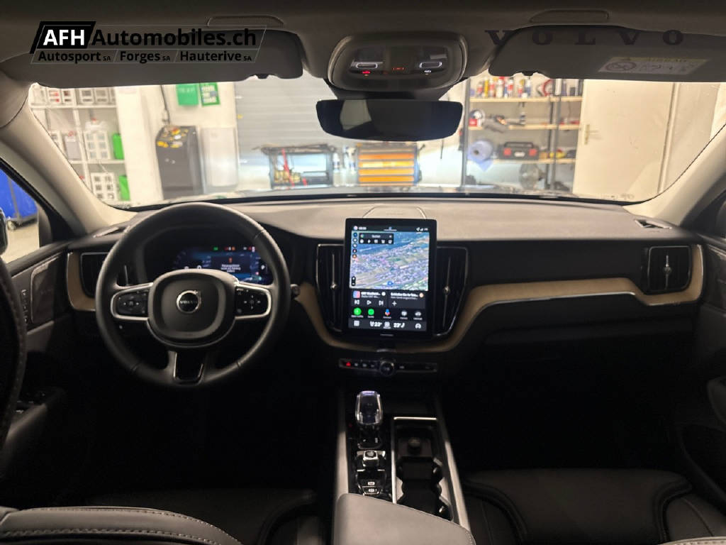 VOLVO XC60 2.0 T6 TE Plus Dark eAWD-image-9