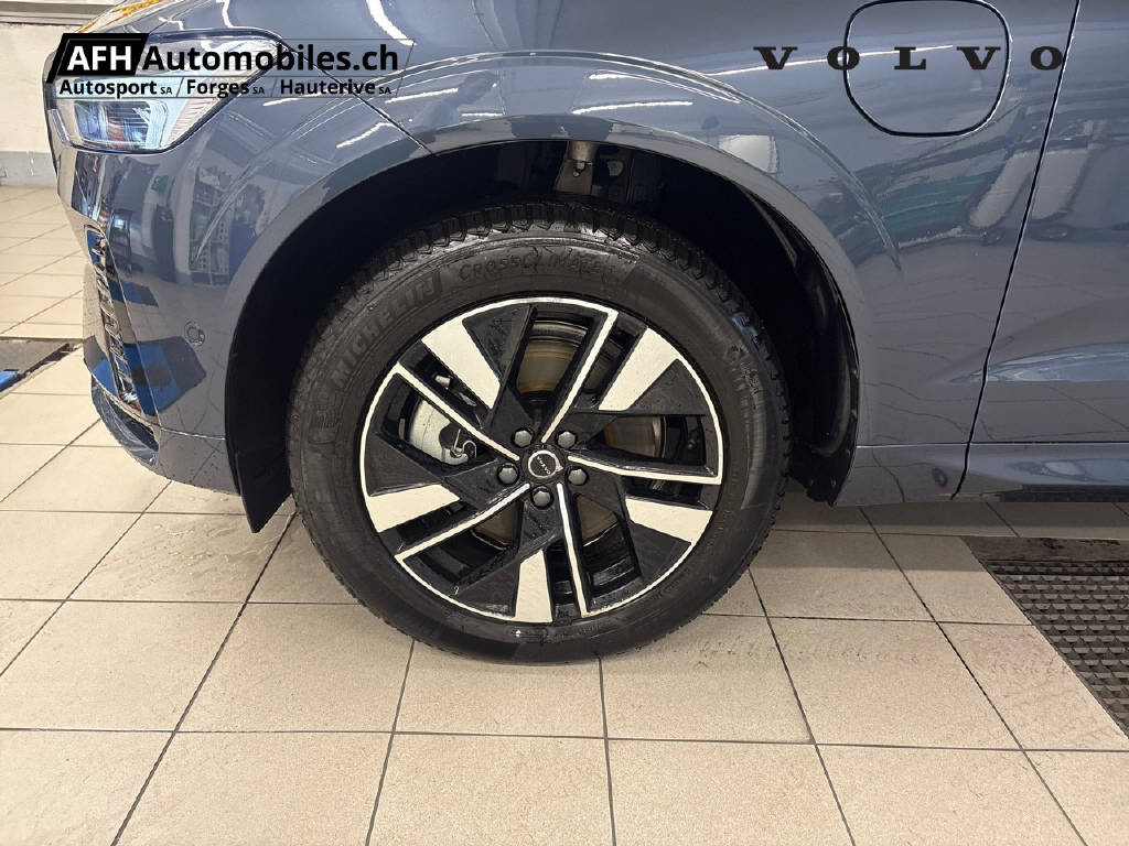 VOLVO XC60 2.0 T6 TE Plus Dark eAWD-image-16