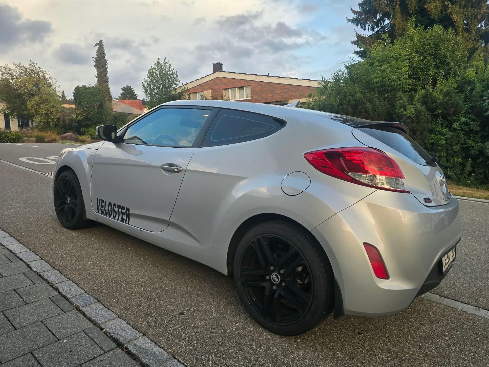 HYUNDAI Veloster 1.6 GDI-image-3