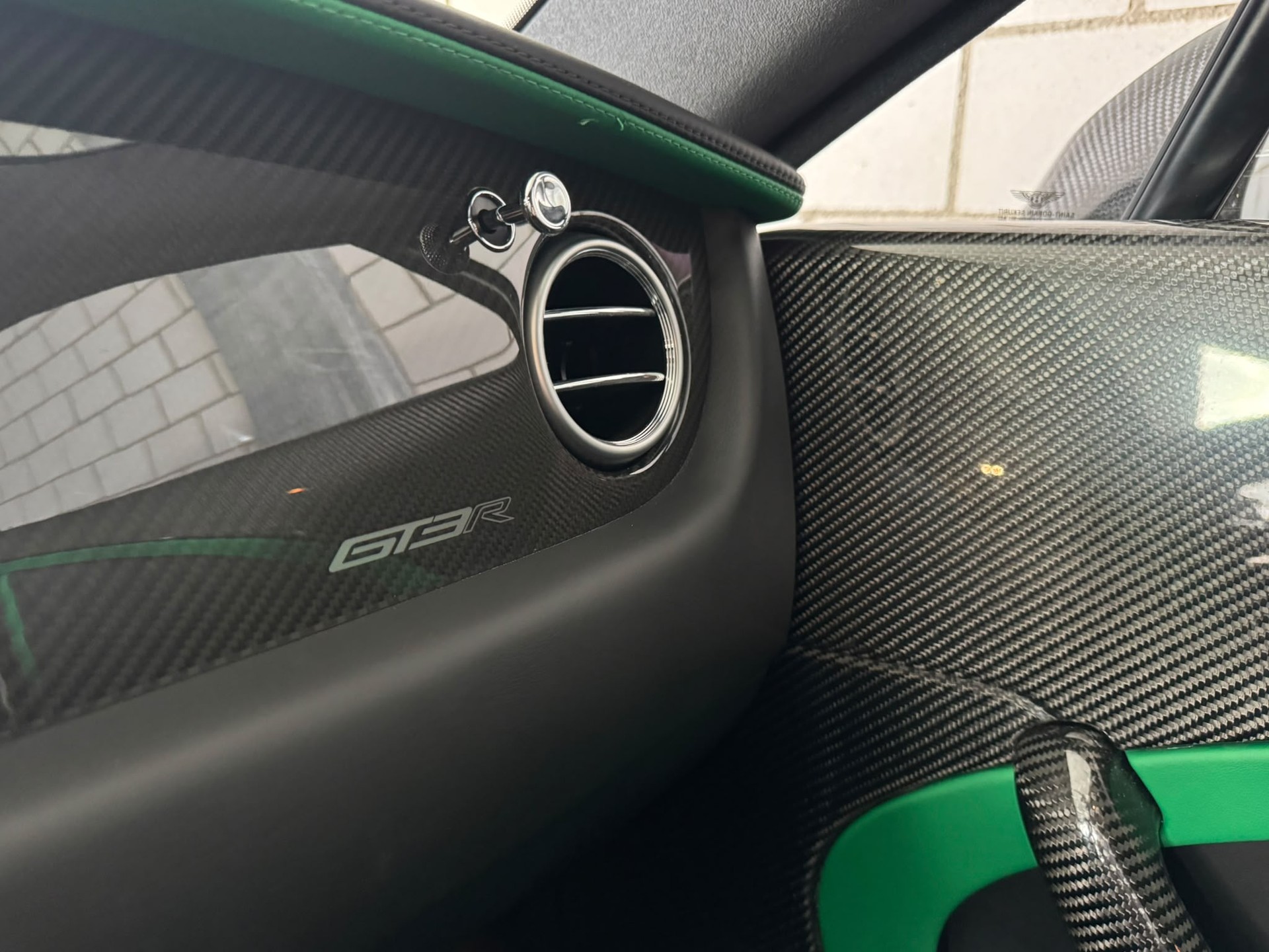 BENTLEY Continental GT3-R "1 of 300"-image-8