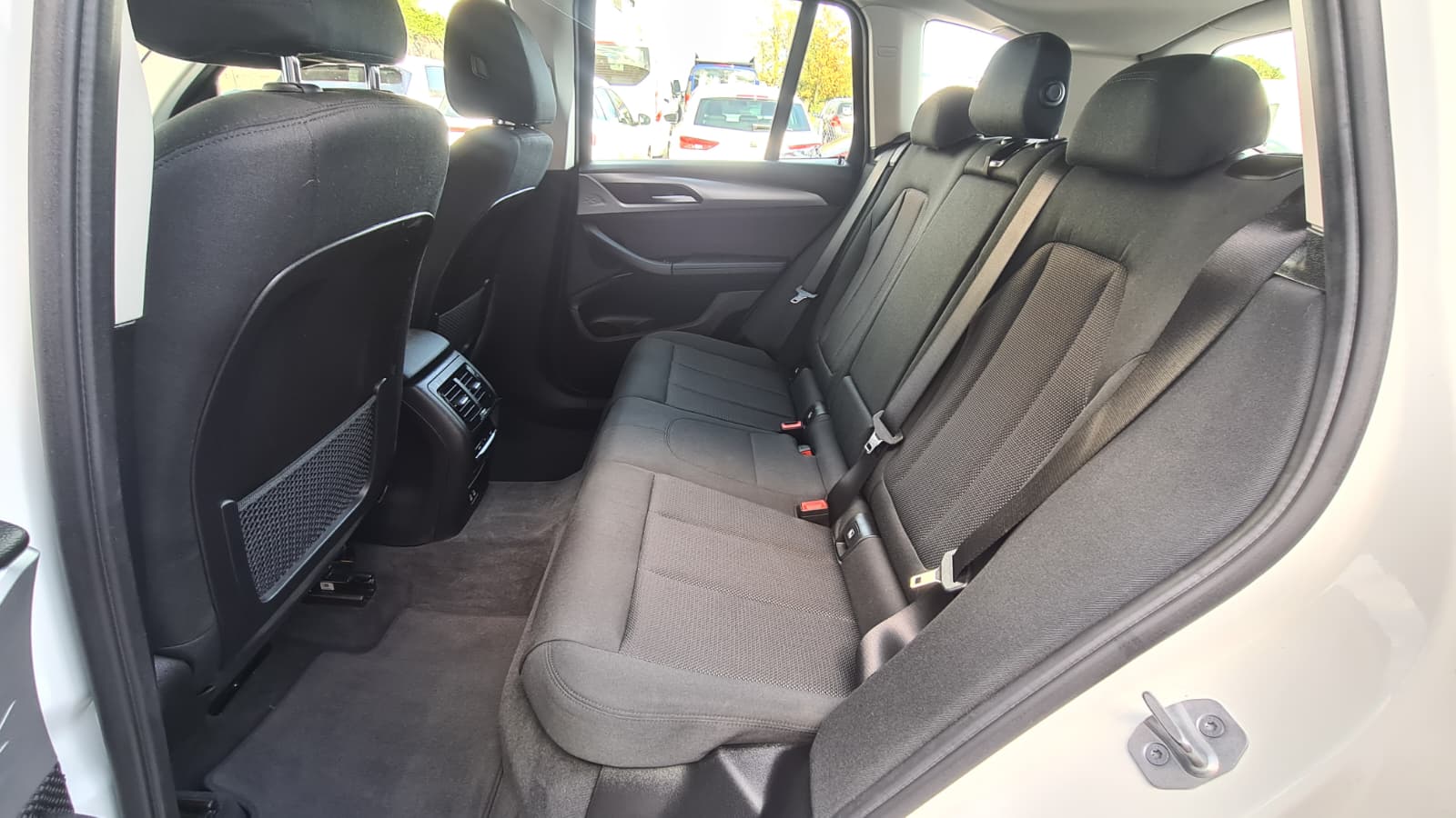 BMW X3 xDrive 30e ** 292 PS ** Gr-Navi ** RF-Kamera ** Tempomat ** Klimaautomat ** PDC V+H ** Frisch Ab MFK & Service **-image-19