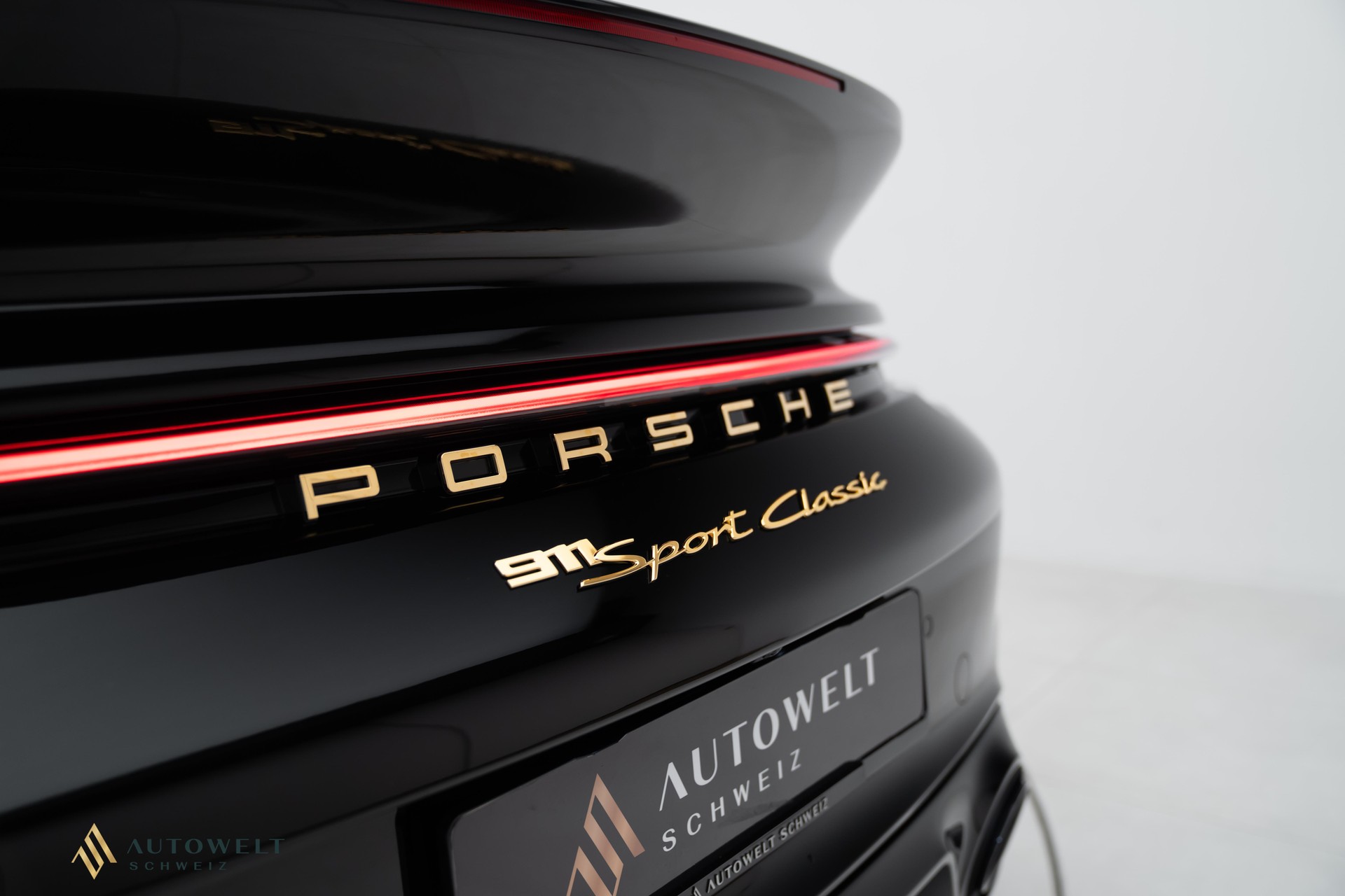 PORSCHE 911 Sport Classic PDK-image-3