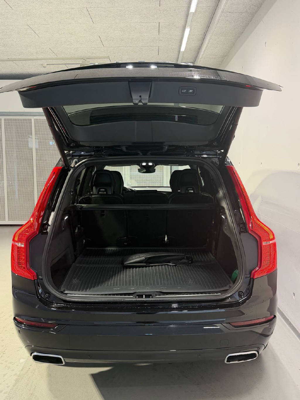 VOLVO XC90 2.0 T8 TE Ultimate Dark 7P. eAWD-image-9