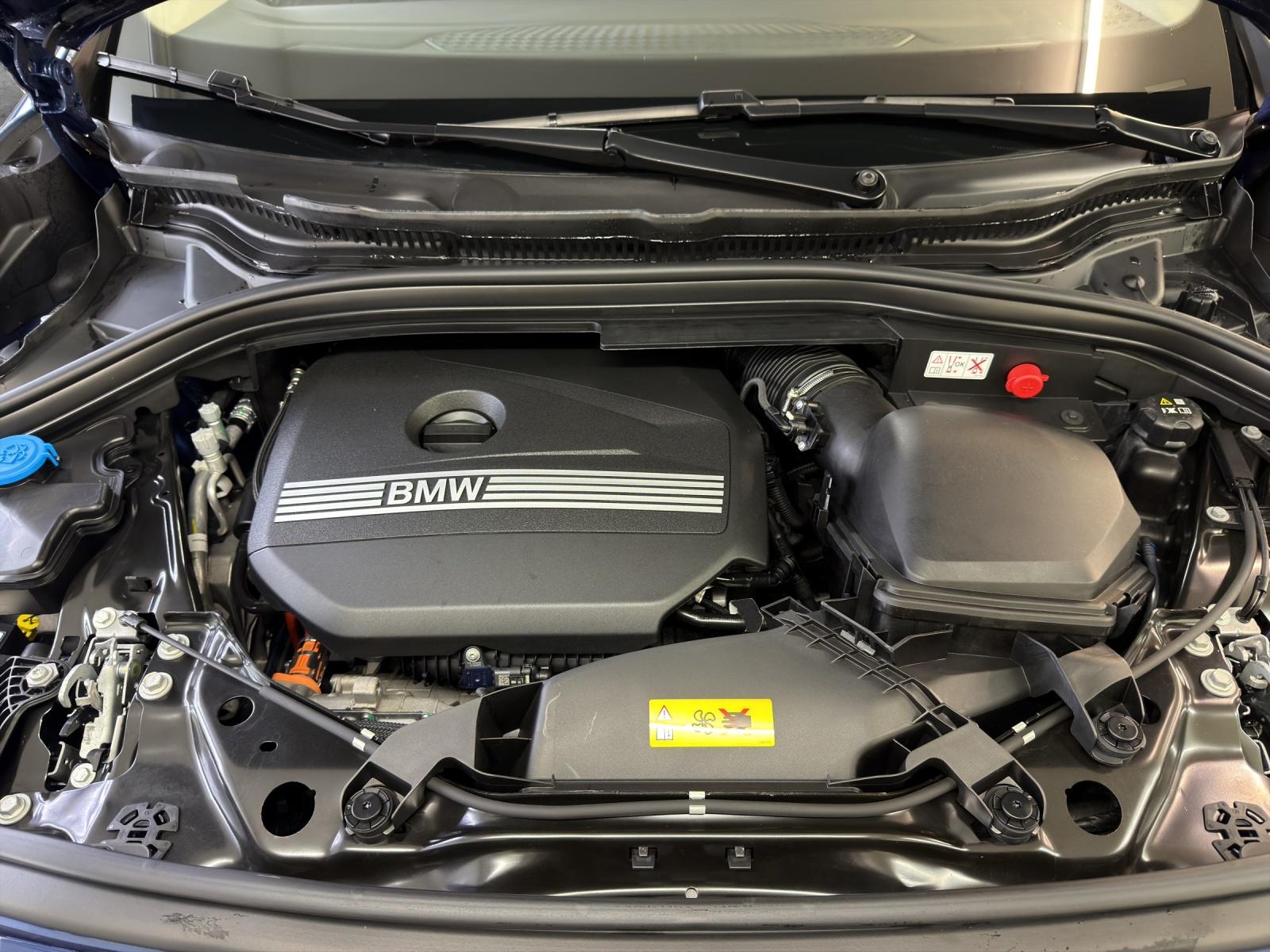 BMW 225e xDrive Active Tourer-image-22