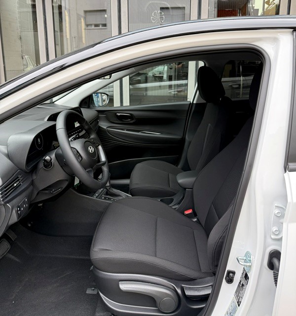 HYUNDAI i20 1.0 T-GDi Amplia Go-image-8