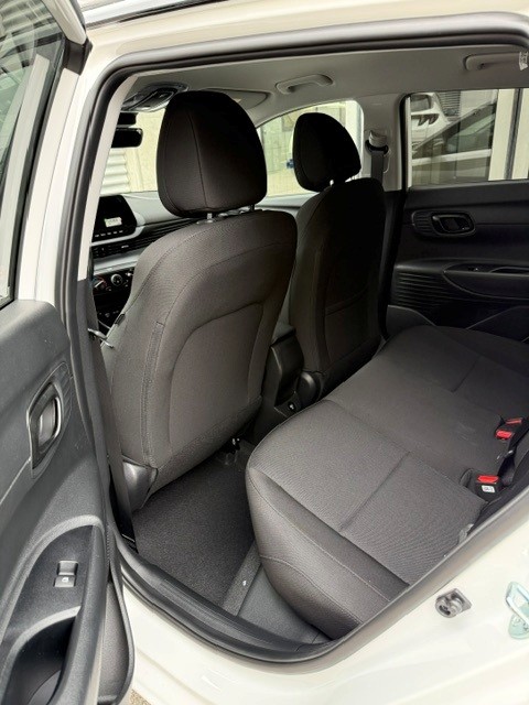 HYUNDAI i20 1.0 T-GDi Amplia Go-image-14
