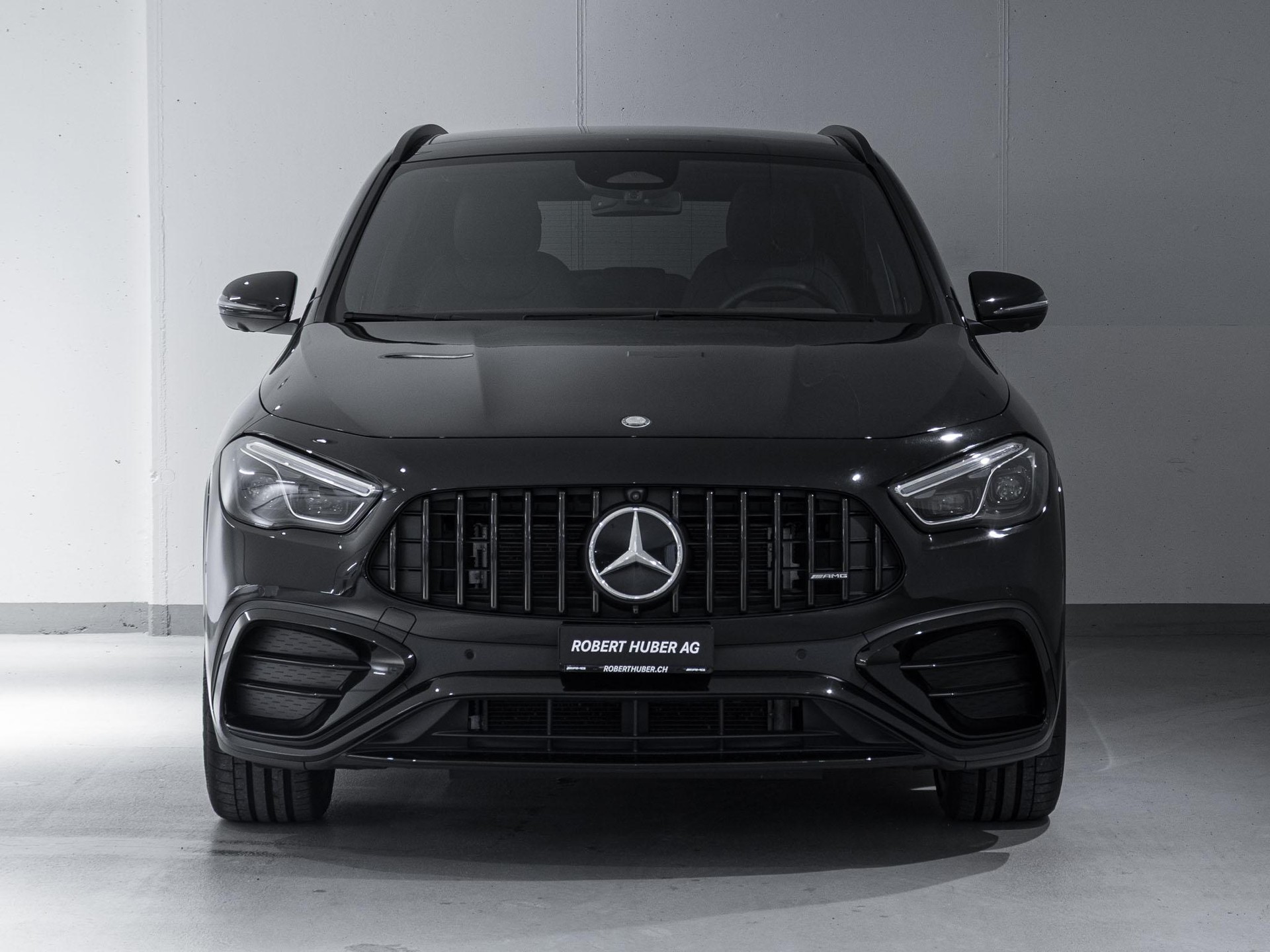 MERCEDES-BENZ GLA 35 AMG 4MATIC-image-2