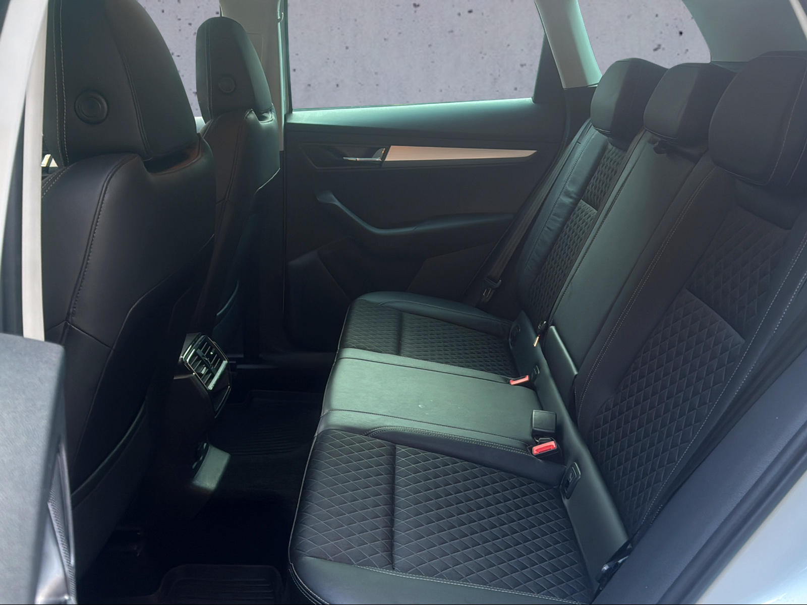 SKODA Karoq 1.6 TDI CR Smile-image-14